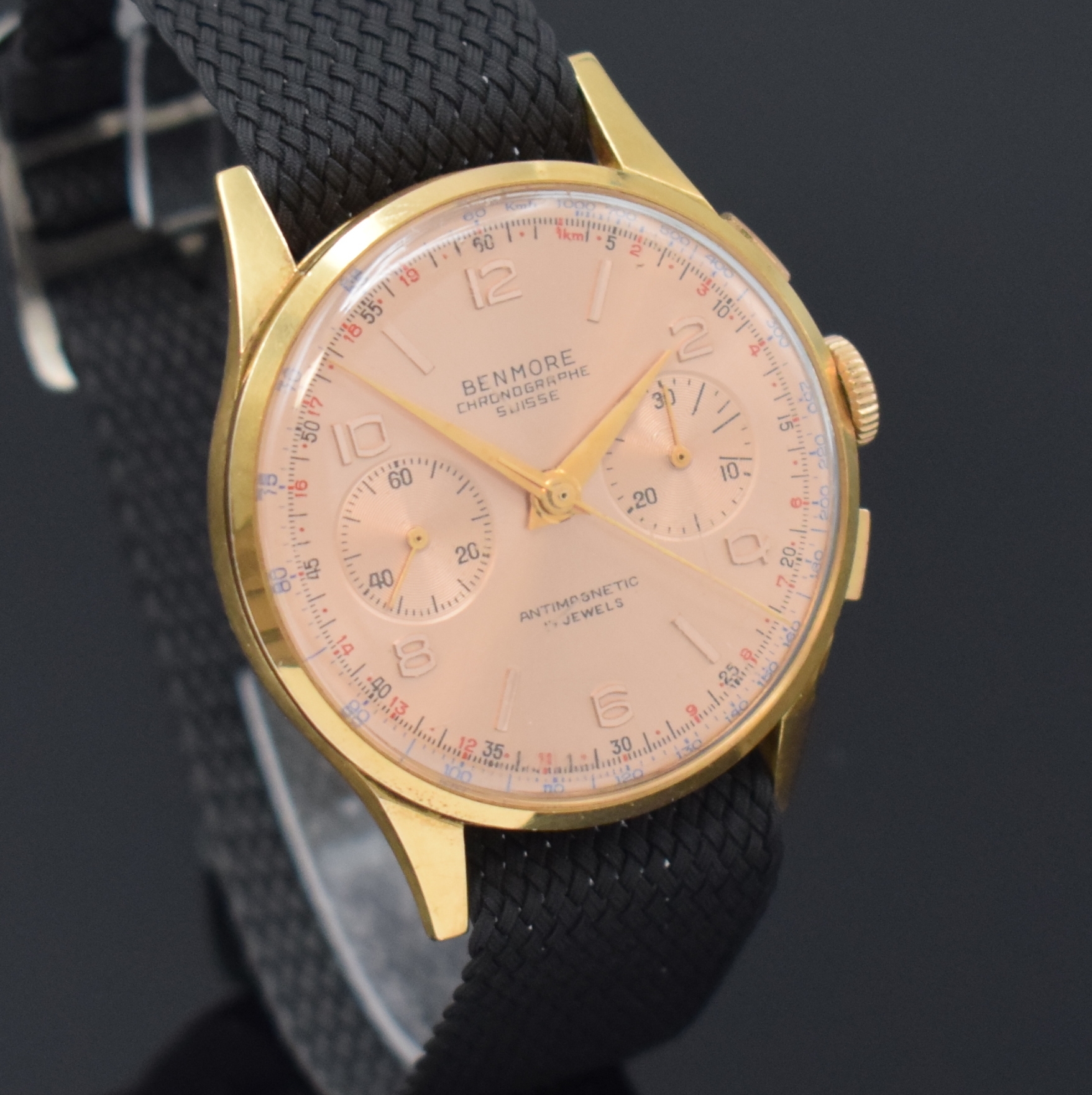 Detail c: BENMORE / CHRONOGRAPHE SUISSE Herrenchronograph in RG 750/000, Schweiz um 1950, Handaufzug, Boden aufgedr., kupferfarb. Zifferbl. m. gold. Std.-Ind. ...