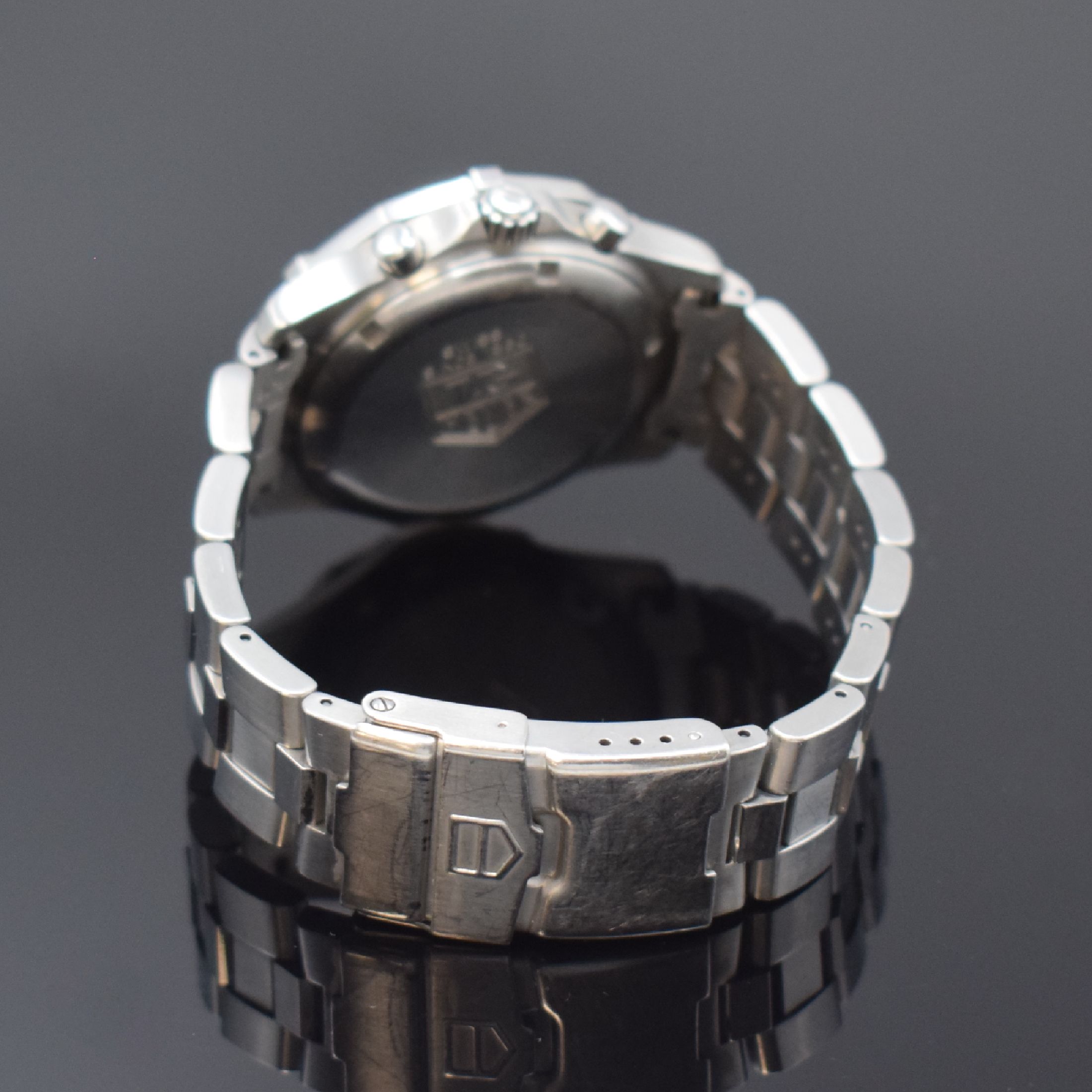 Detail b: TAG HEUER Professional 2000 Herrenchronograph in Stahl Referenz CN1110, Schweiz verk. lt. beil. Pap. 08/2000, quartz, Boden u. Krone verschr., orig. ...