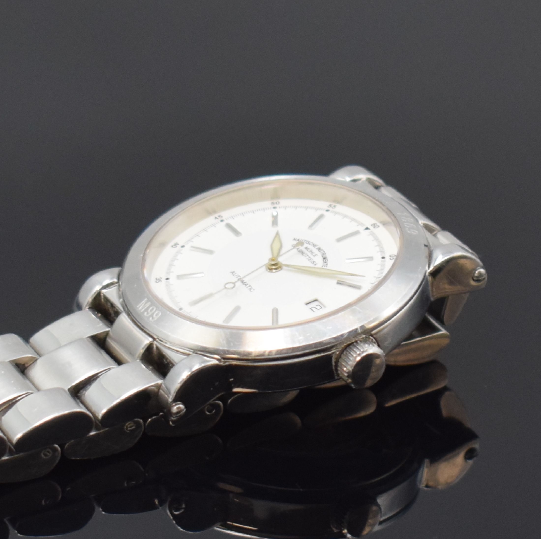Detail c: NAUTISCHE INSTRUMENTE MÜHLE GLASHÜTTE M99 Herrenarmbanduhr in Stahl, Deutschland um 2000, Automatik, beids. vergl. Geh. inkl. orig. Stahlband m. ...