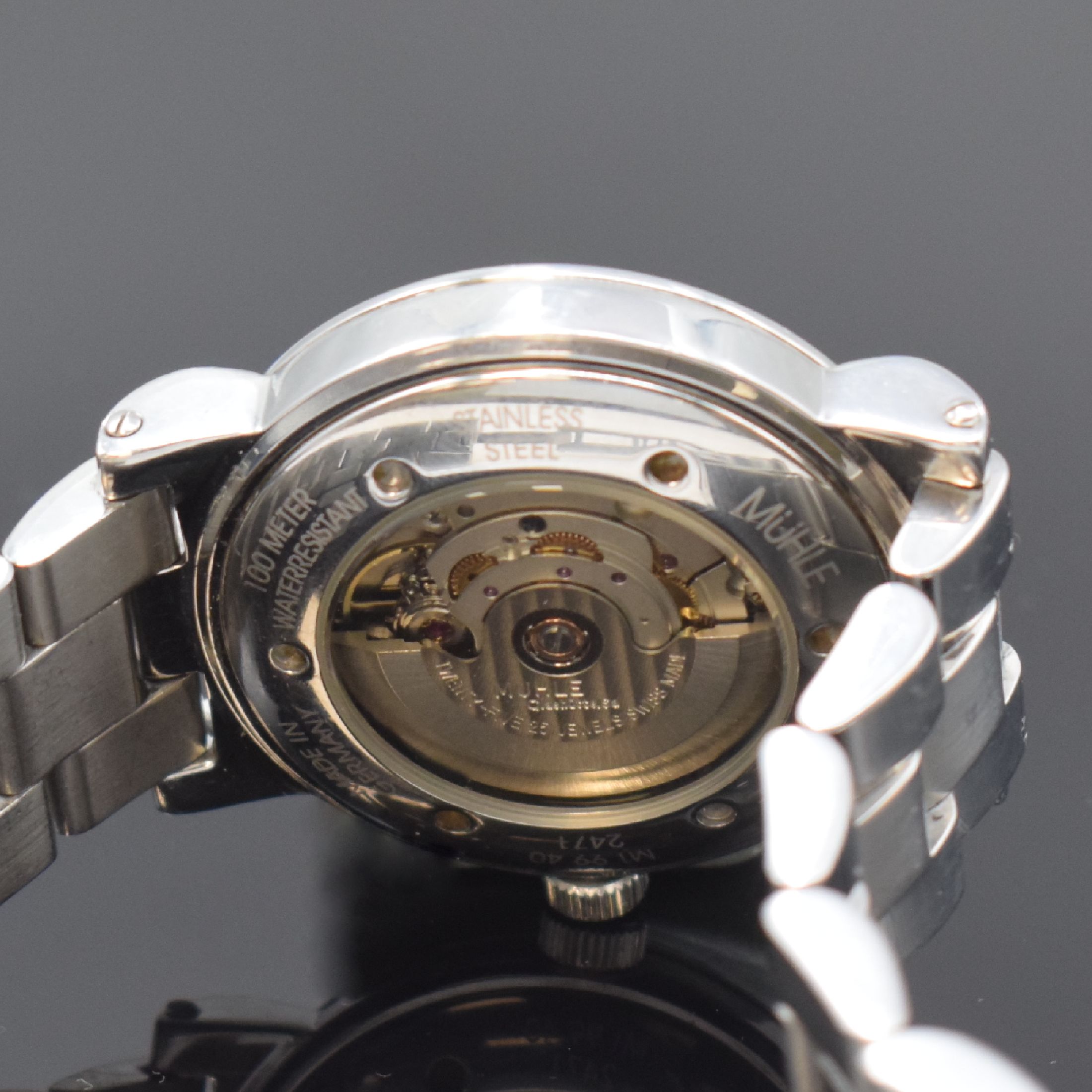 Detail e: NAUTISCHE INSTRUMENTE MÜHLE GLASHÜTTE M99 Herrenarmbanduhr in Stahl, Deutschland um 2000, Automatik, beids. vergl. Geh. inkl. orig. Stahlband m. ...