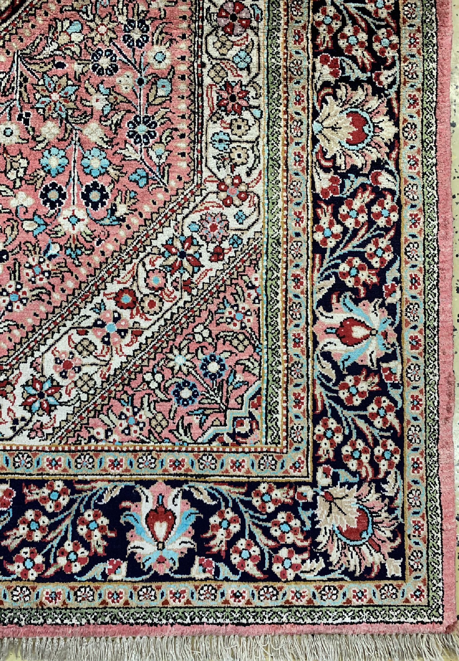 Detail a: Ghom Seide, Persien, um 1960, reine Naturseide, ca. 165 x 108 cm, EHZ: 1-2