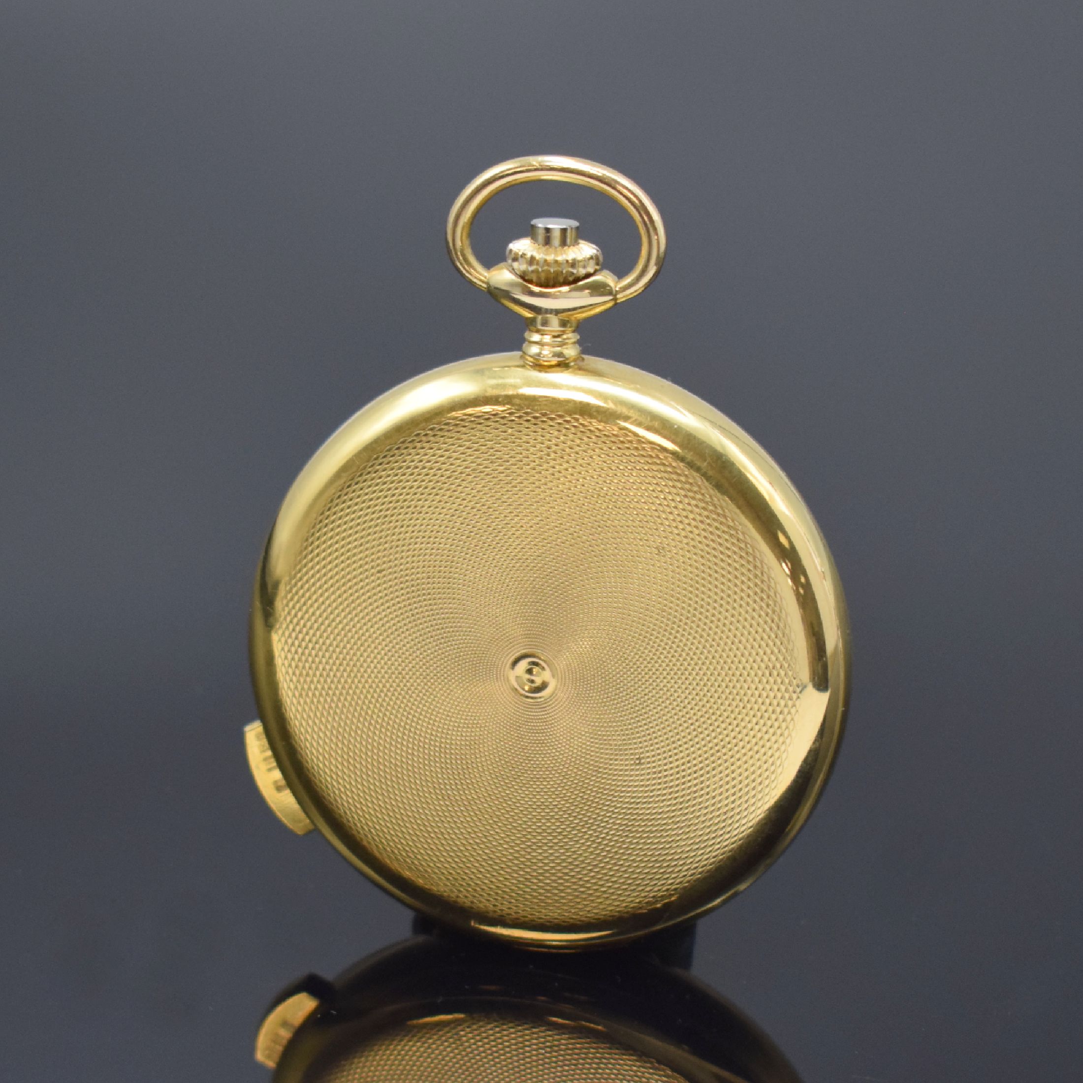 Detail b: AERO WATCH Neuchatel vergoldete Savonette mit 5 Minutenrepetition, Schweiz 1970er Jahre, guill. Boden aufgedr., floral grav. Sprungdeckel m. ...