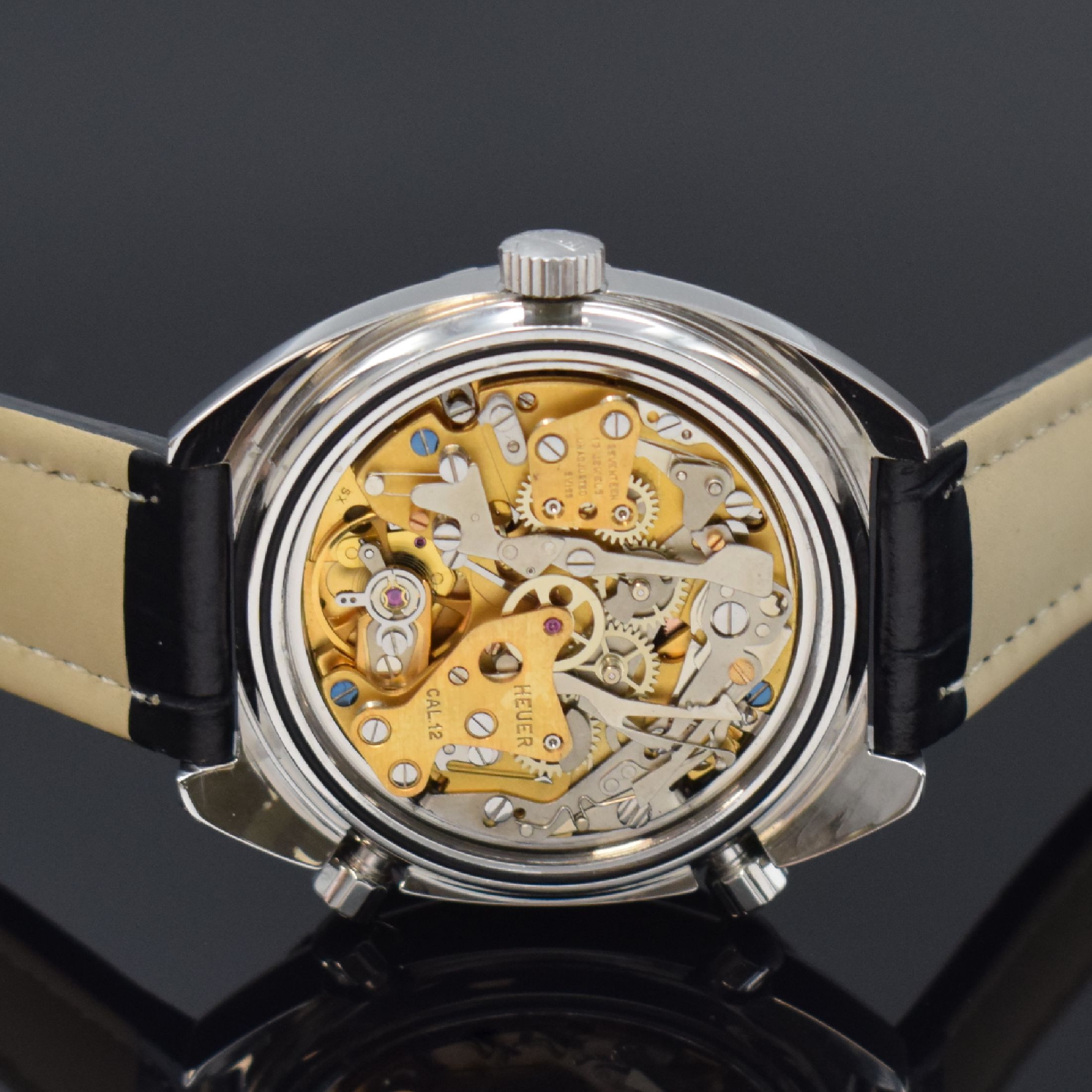 Detail e: HEUER Autavia Herrenarmbanduhr mit Chronograph in Stahl Referenz 11630, Schweiz um 1975, Automatik, massives Geh., Boden geschr., beids. drehbare ...