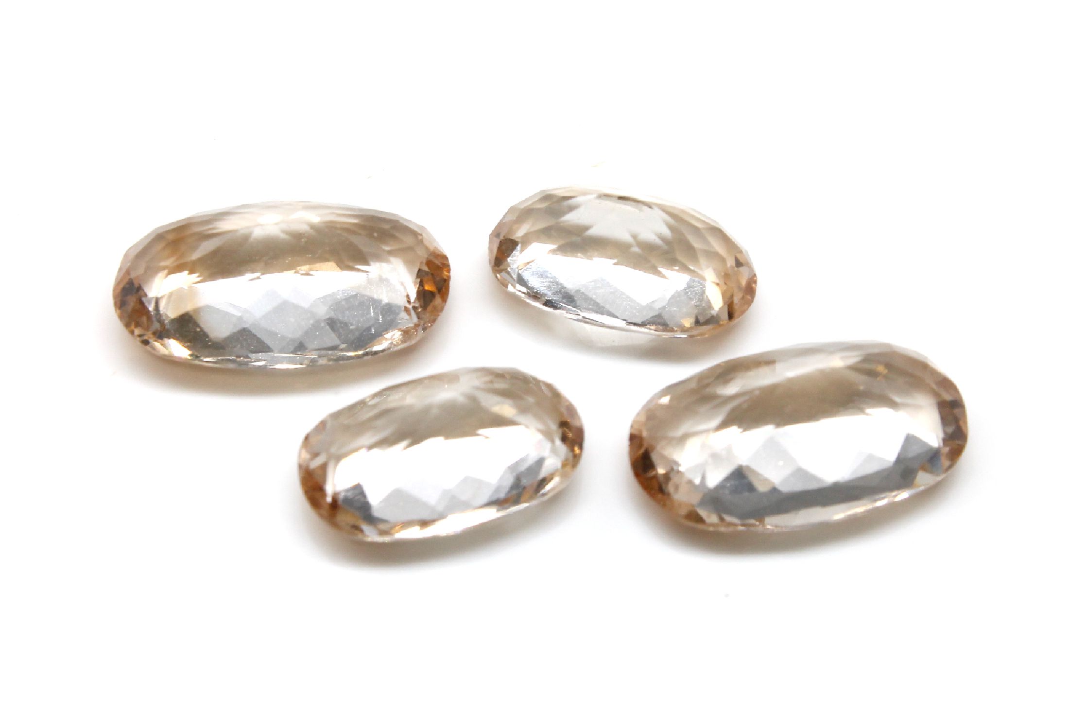 Detail a: Lot 4 lose Imperial Topase, ca. 24.3 ct, ovalfacett. in versch. Größen