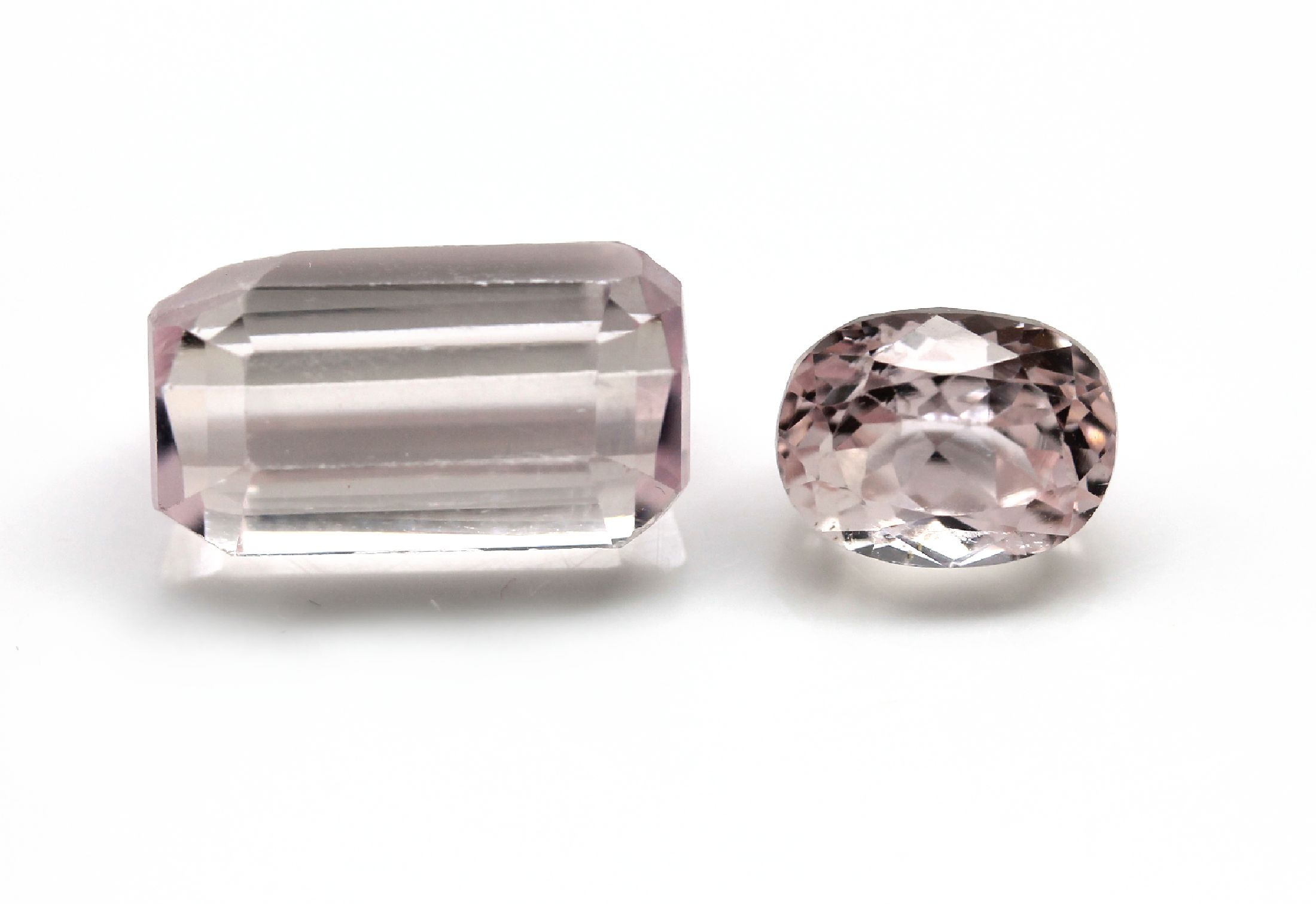 Detail a: Lot 13 lose Kunzite, ca. 52.0 ct, versch. Größen und Schliffformen