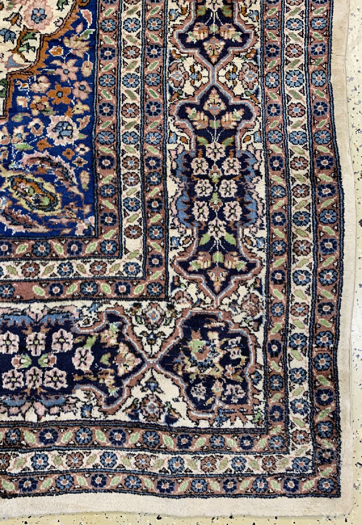Detail a: Lahor fein, Pakistan, ca. 40 Jahre, Wolle auf Baumwolle, ca. 264 x 180 cm, gereinigt, EHZ: 1-2