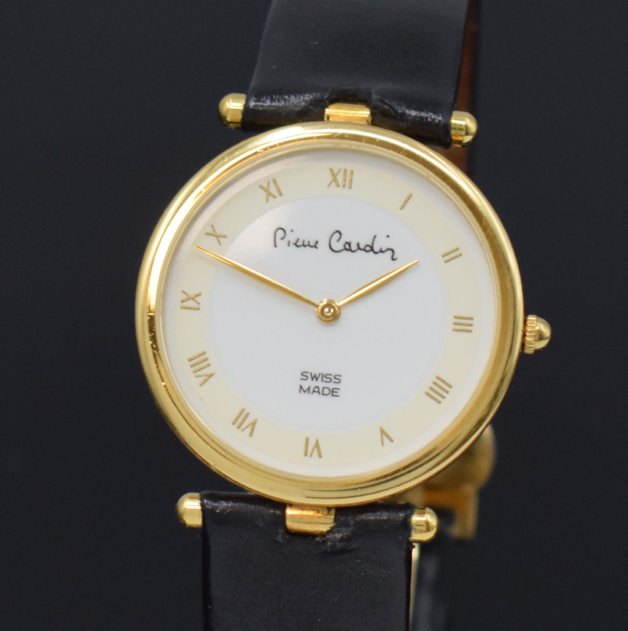 Detail a: PIERRE CARDIN Armbanduhr in GG 750/000, Schweiz um 1990, quarz, 2-teil. Gehäuse, Boden aufgedr., 2-farb. Zifferbl. m. röm. Zahlen, gold. Zeiger, D. ...