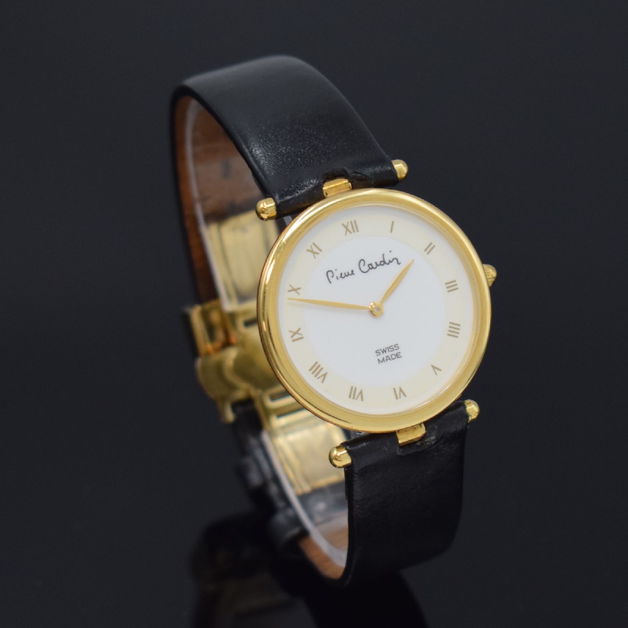 Detail b: PIERRE CARDIN Armbanduhr in GG 750/000, Schweiz um 1990, quarz, 2-teil. Gehäuse, Boden aufgedr., 2-farb. Zifferbl. m. röm. Zahlen, gold. Zeiger, D. ...