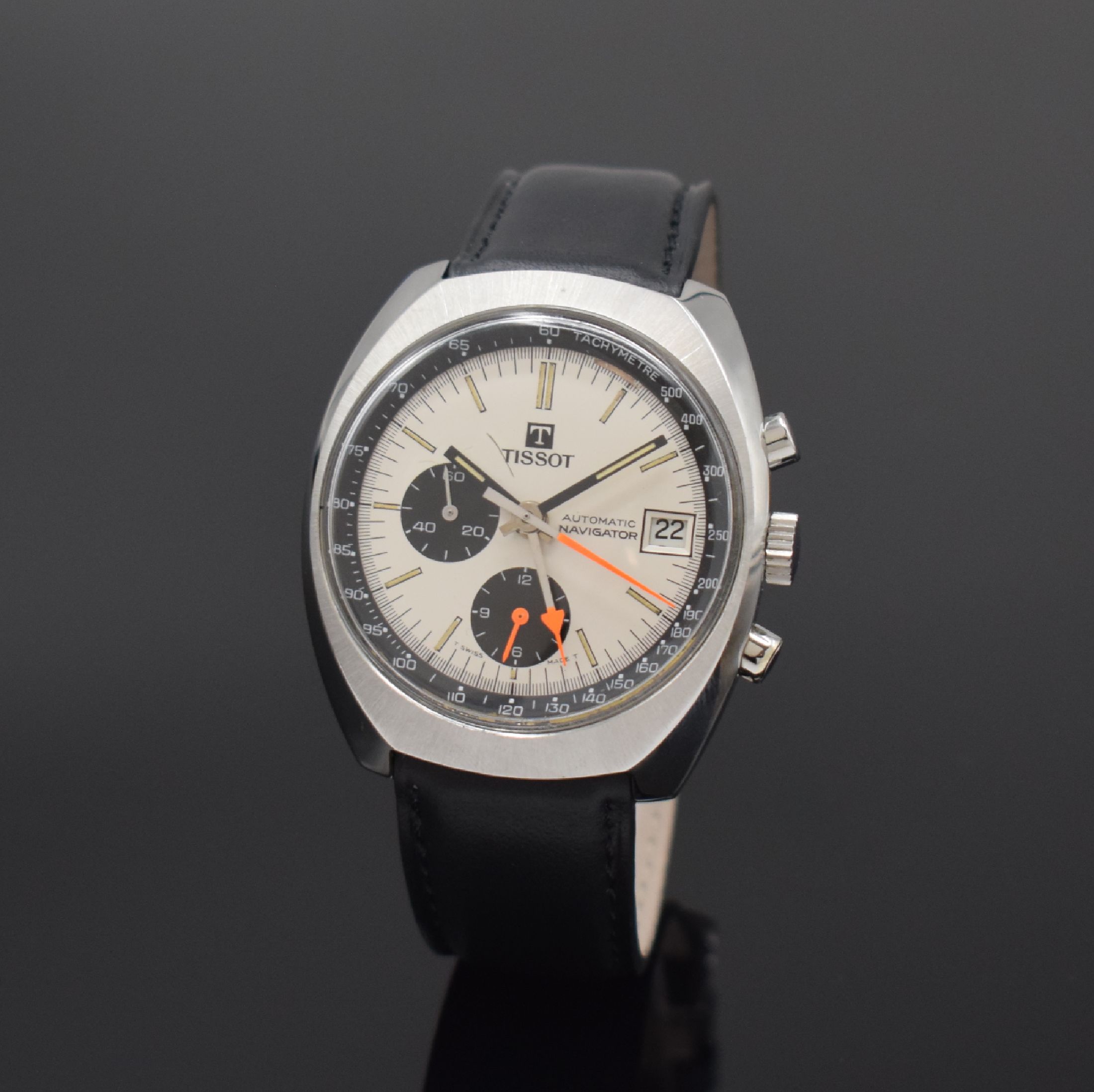TISSOT Navigator Herrenarmbanduhr Referenz 45 501 mit Chronograph in Stahl, Schweiz um 1970, Automatik, 2-teil. Geh., Boden geschr., silb. Zifferbl. ...