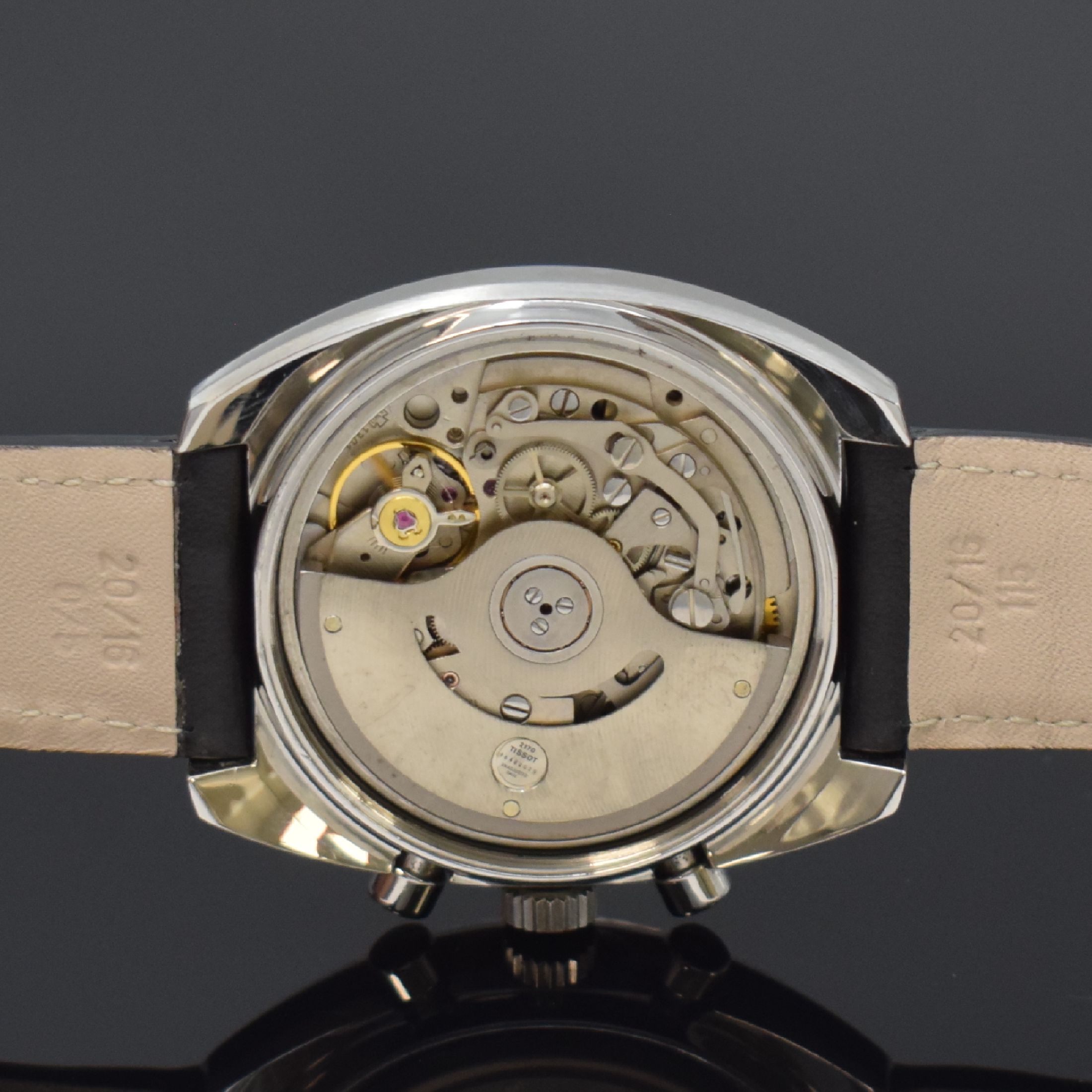 Detail e: TISSOT Navigator Herrenarmbanduhr Referenz 45 501 mit Chronograph in Stahl, Schweiz um 1970, Automatik, 2-teil. Geh., Boden geschr., silb. Zifferbl. ...
