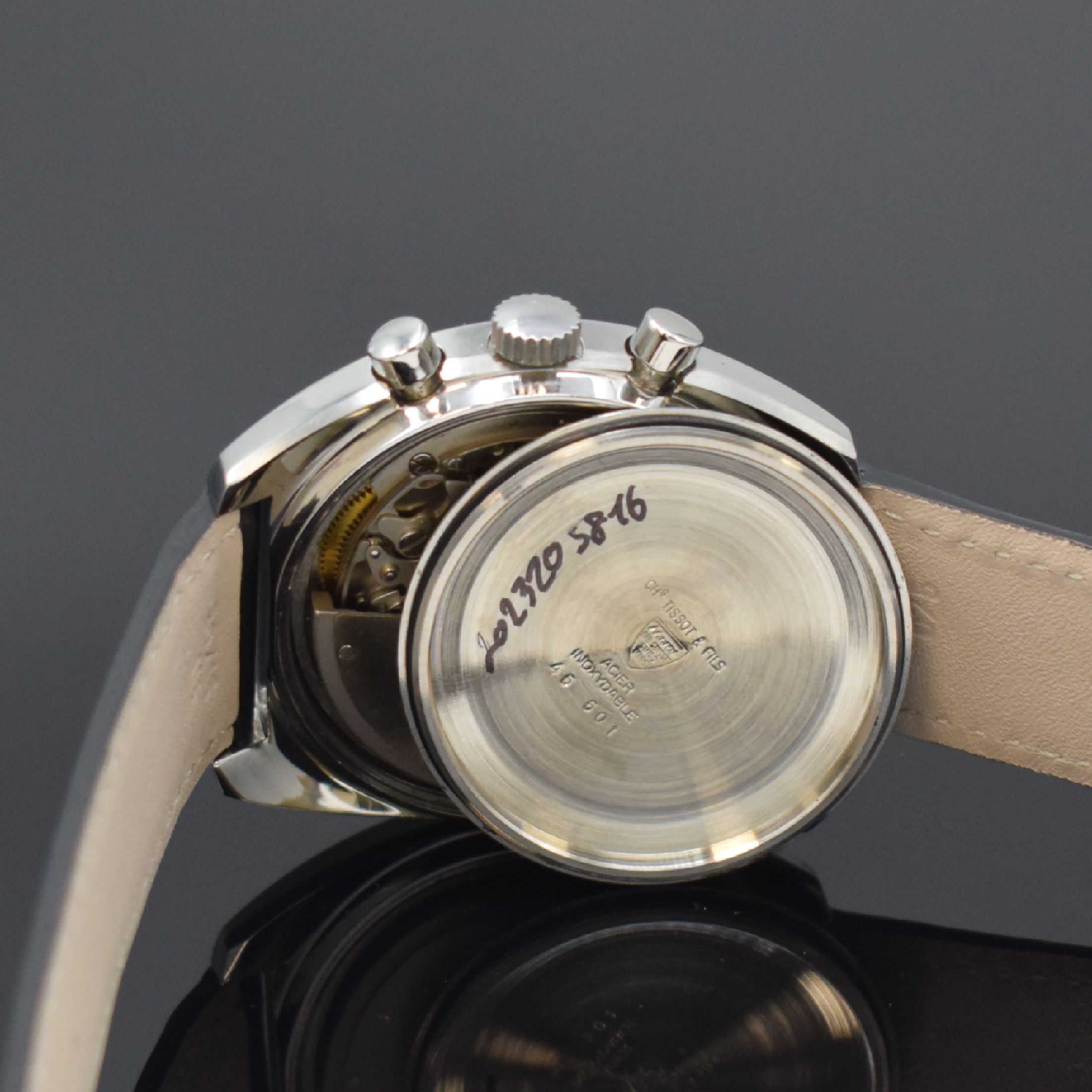 Detail f: TISSOT Navigator Herrenarmbanduhr Referenz 45 501 mit Chronograph in Stahl, Schweiz um 1970, Automatik, 2-teil. Geh., Boden geschr., silb. Zifferbl. ...