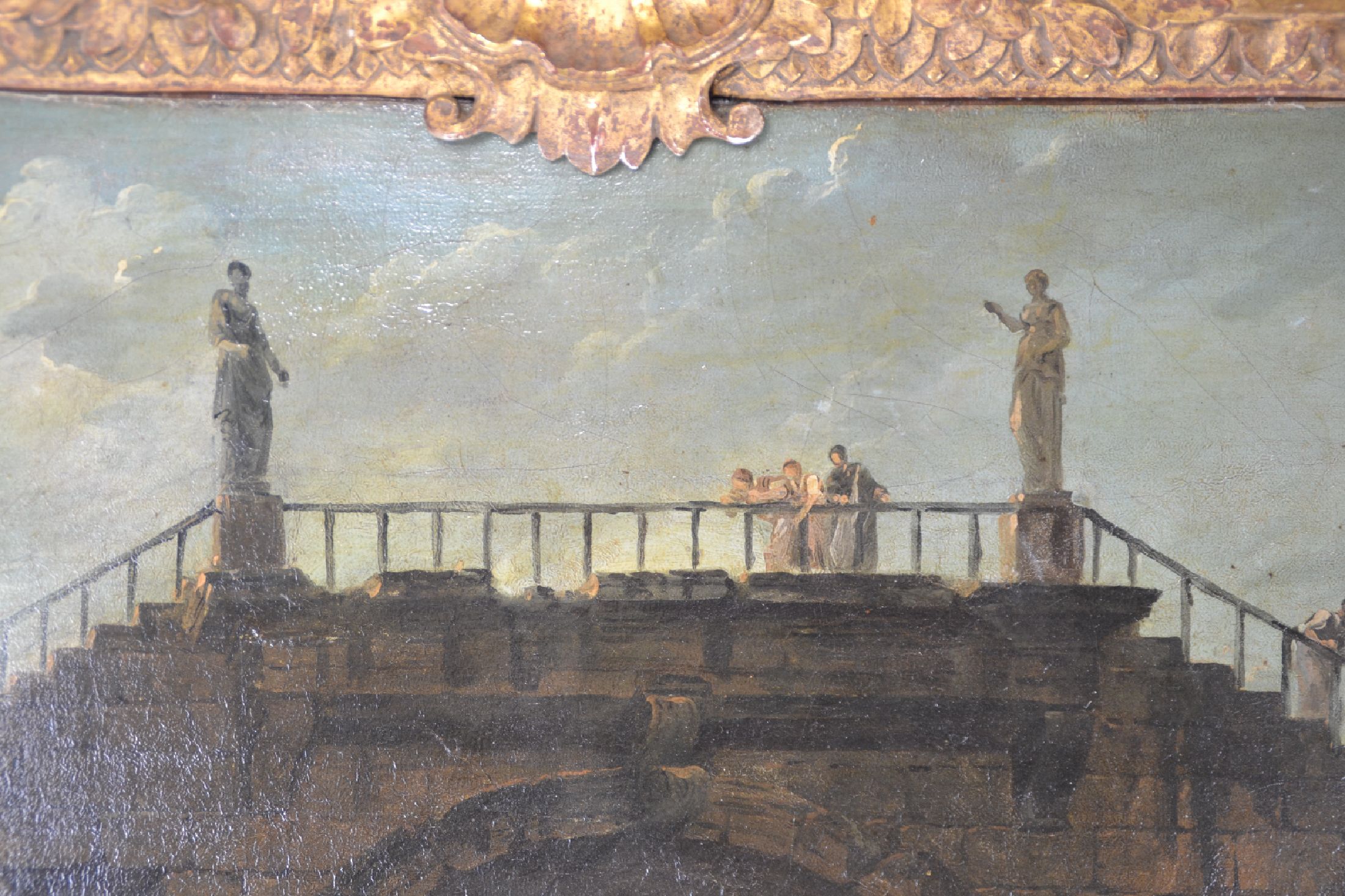 Detail i: Zuschreibung: Hubert Robert, 1733-1808 Paris, Brückenbogen mit Wäscherinnen am Fluss, Öl/Lwd, links unten im Skulpturensockel fragmentarisch ...