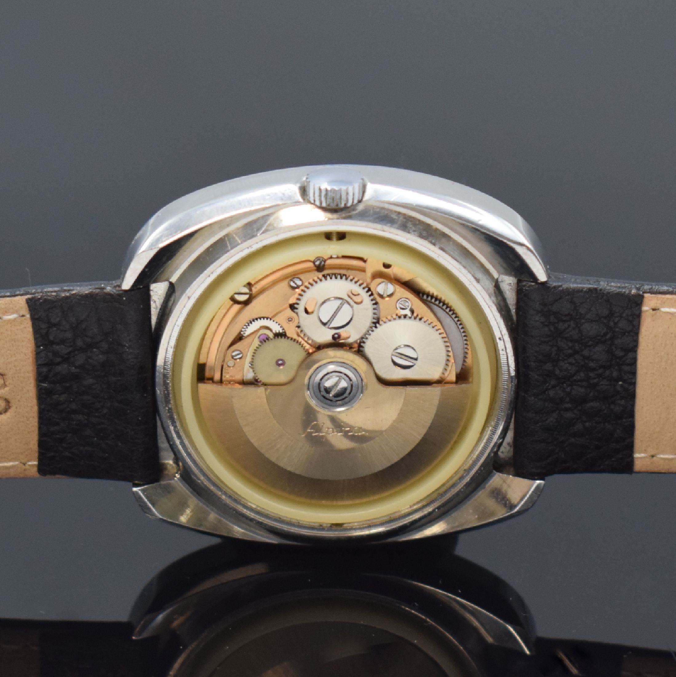 Detail i: ALPINA, DUGENA und Tutima 3 Armbanduhren in Stahl, Schweiz 1970er Jahre, Automatik, Böden verschr., 1) Alpina Futura, unsign. Geh., silb./blaues ...