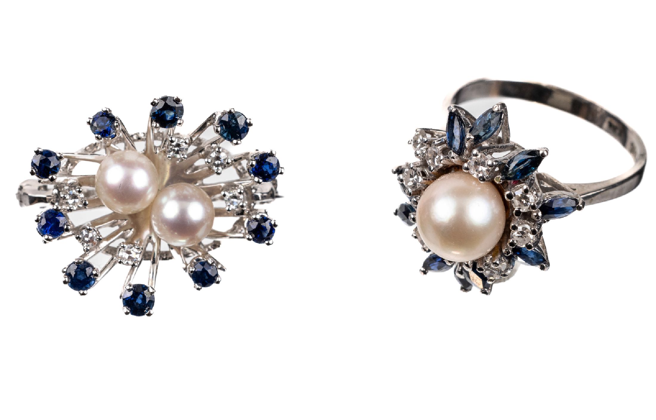14 kt Gold Saphir-Diamant-Perl-Schmuckset, WG 585/000, best. aus: 1 Ring, RW 57, mittig Zuchtperle, D. ca. 7.9 mm, 10 Saphir-Navettes zus. ca. 0.55 ...
