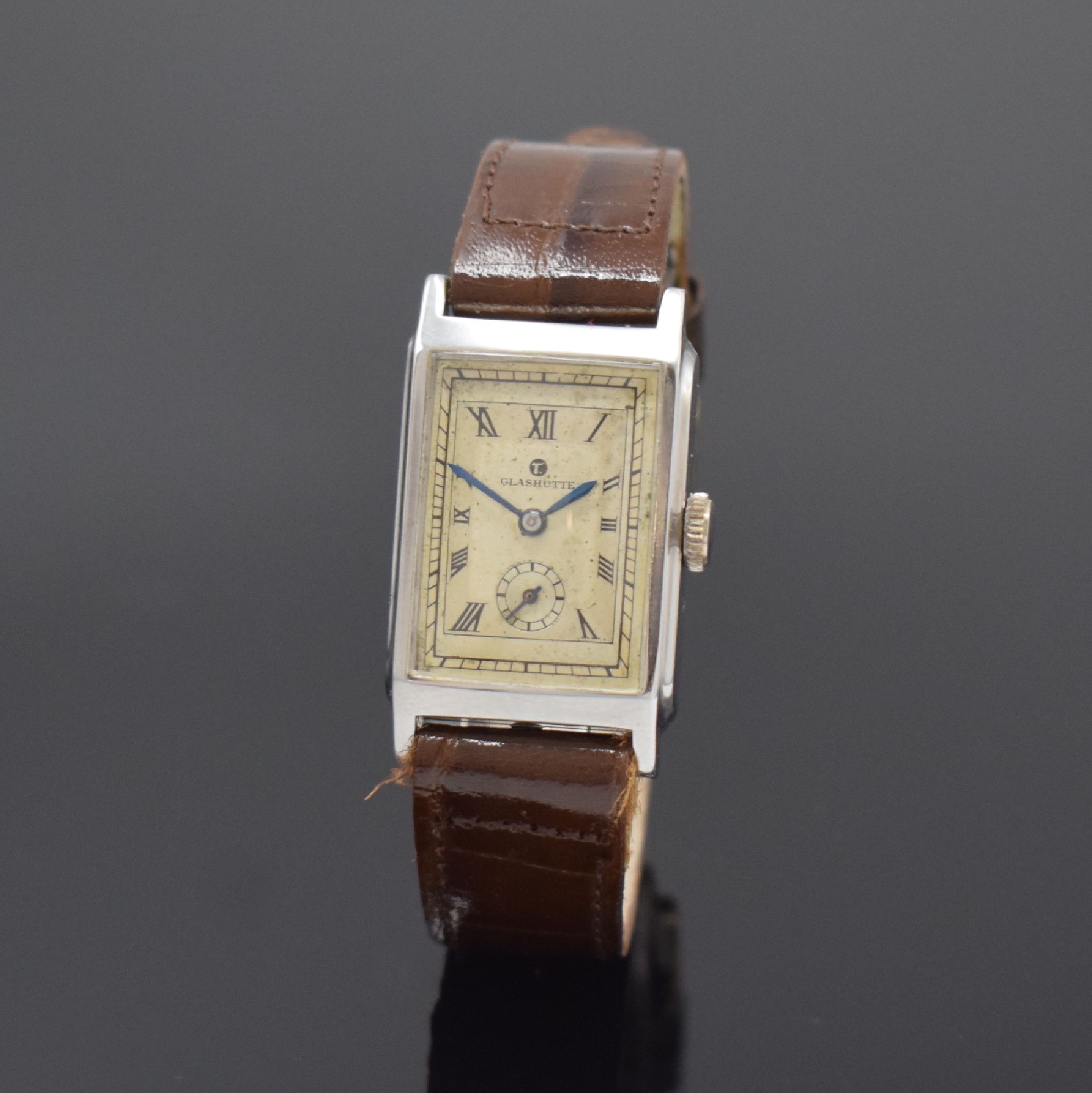 TUTIMA GLASHÜTTE Armbanduhr mit Kaliber Urofa 58 in Stahl, Deutschland um 1935, Handaufzug, rechteck. Geh., Boden aufgedr., silb. Zifferbl. ...