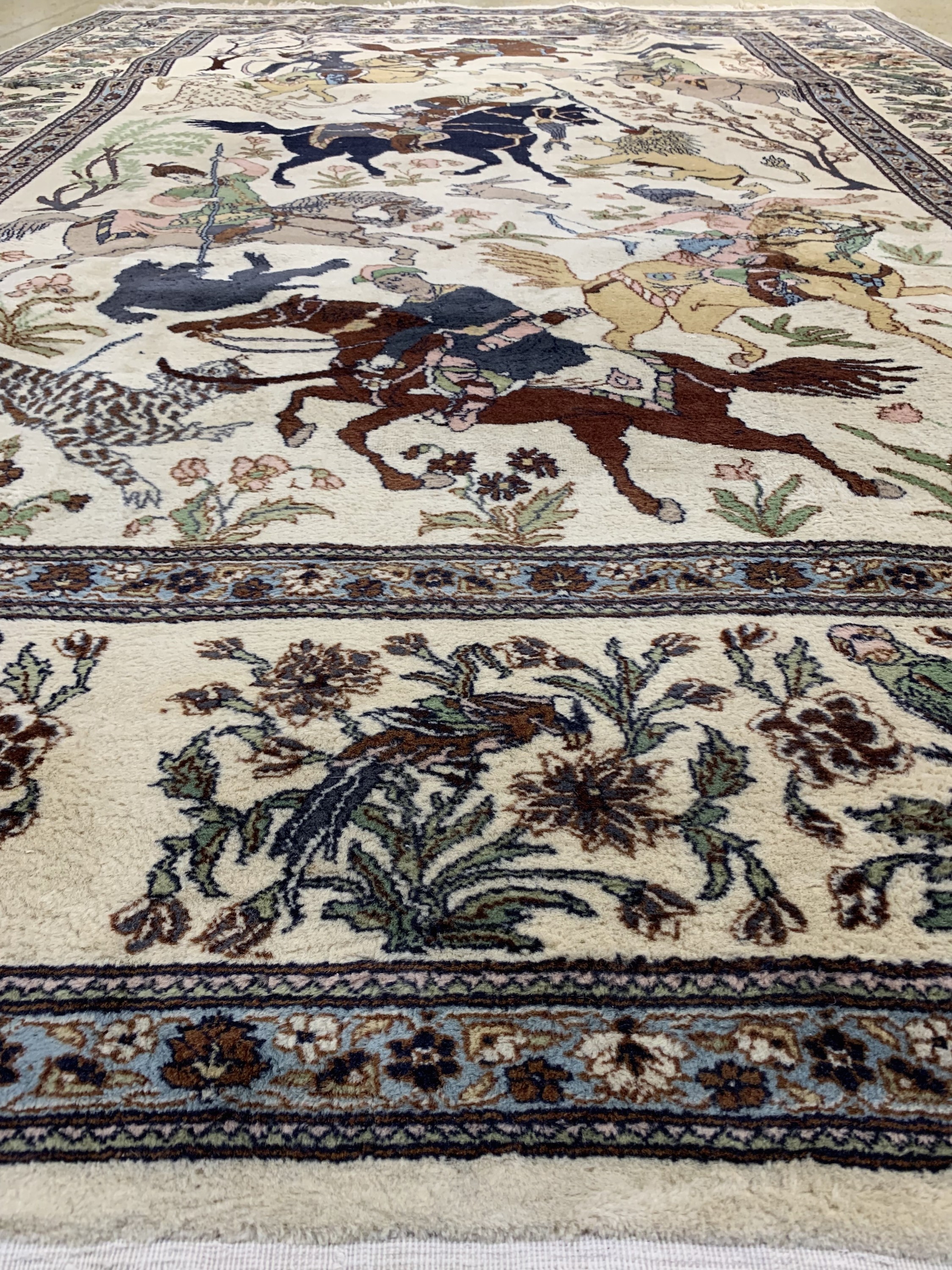 Detail b: Lahor alt, Pakistan, um 1950, Wolle auf Baumwolle, ca. 344 x 244 cm, EHZ: 3