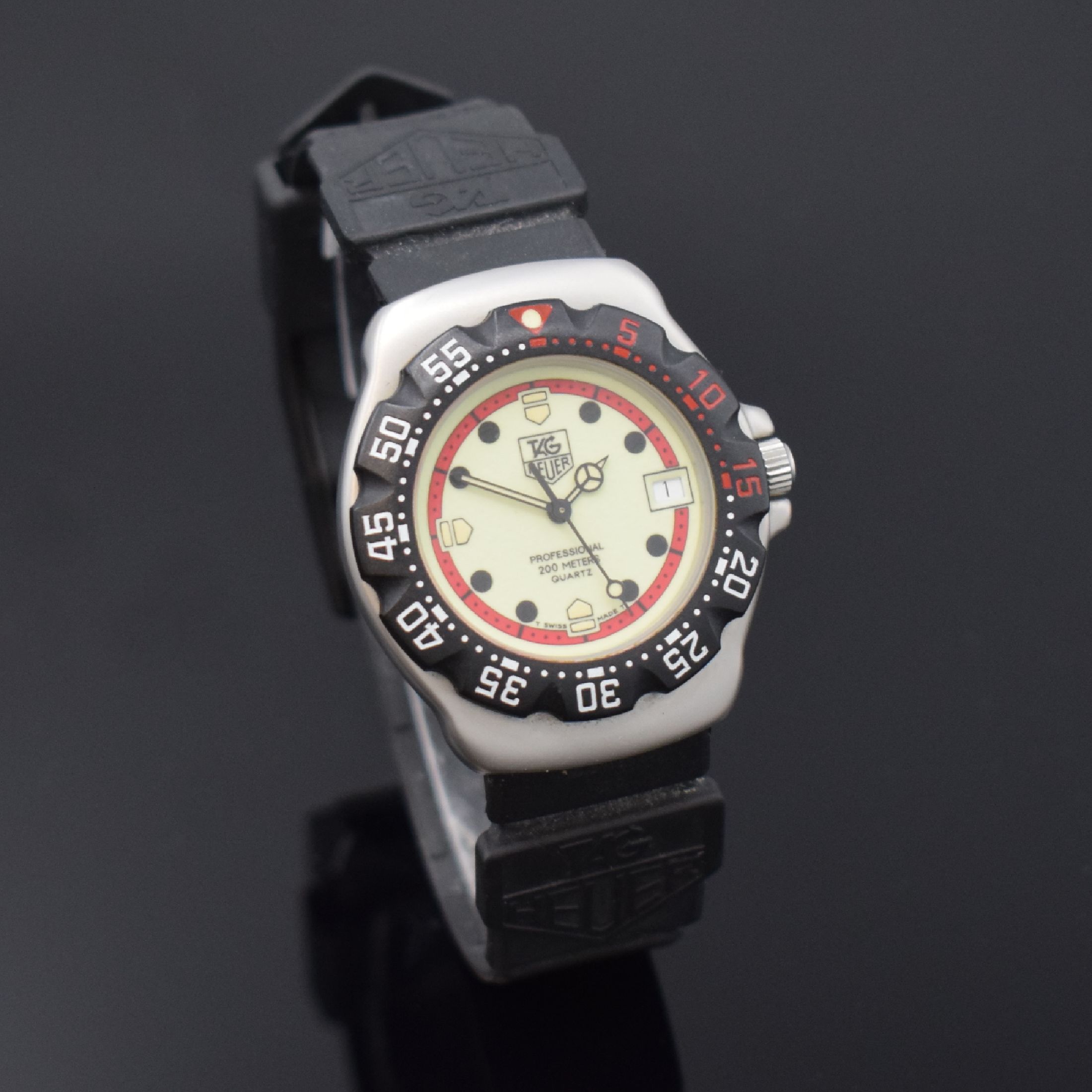 Detail b: TAG HEUER Professional Formula 1 Armbanduhr in Stahl Referenz WA1211, Schweiz um 1995, quarz, matt. Geh., Boden verschr., orig. Kautschukband m. ...
