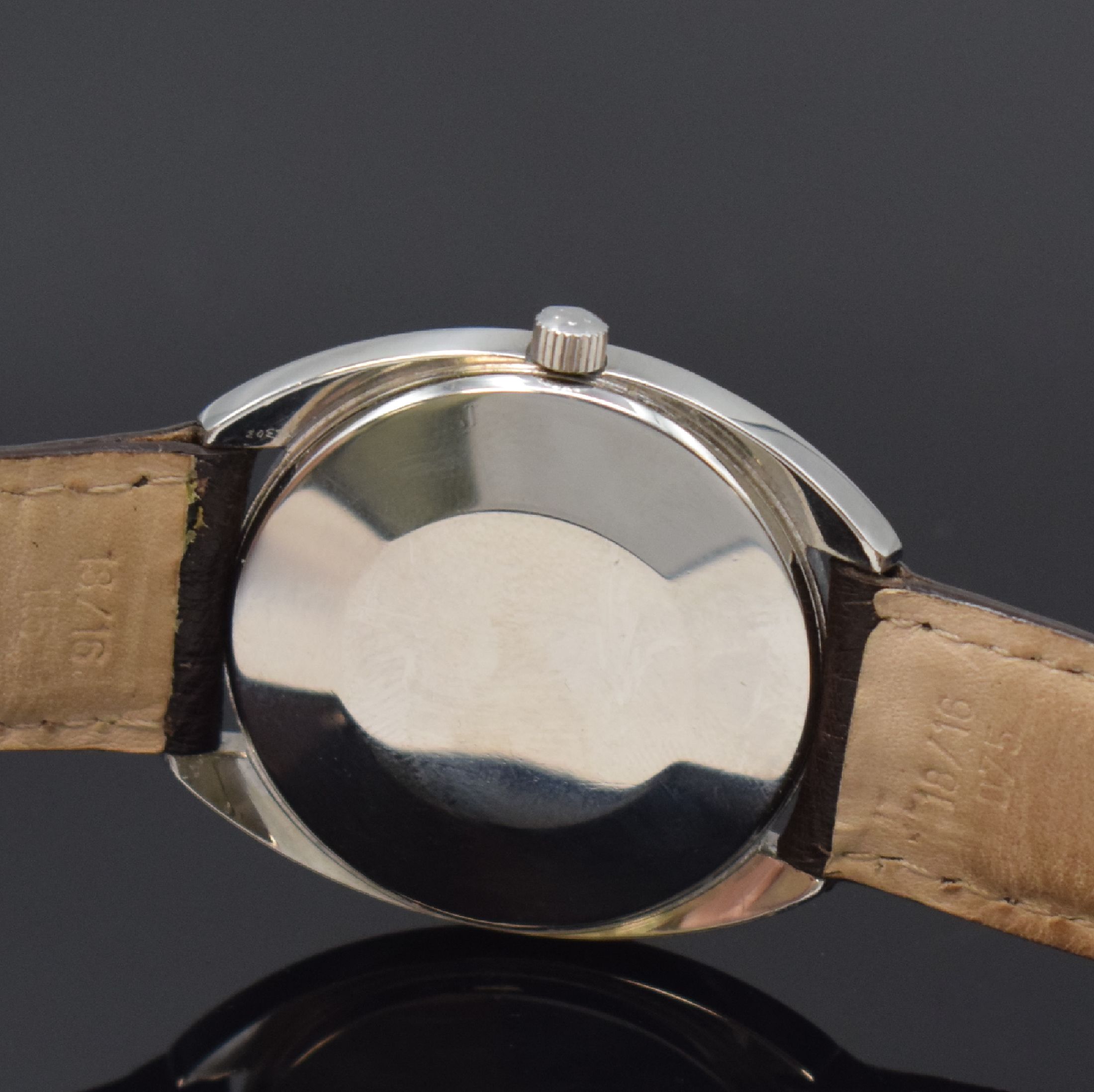 Detail c: ETERNA MATIC Herrenarmbanduhr in Stahl Referenz 149 T, Automatik, Schweiz um 1970, silb. Zifferbl. m. aufgel. Indizes altersbed. fl./pat., Datum b. ...