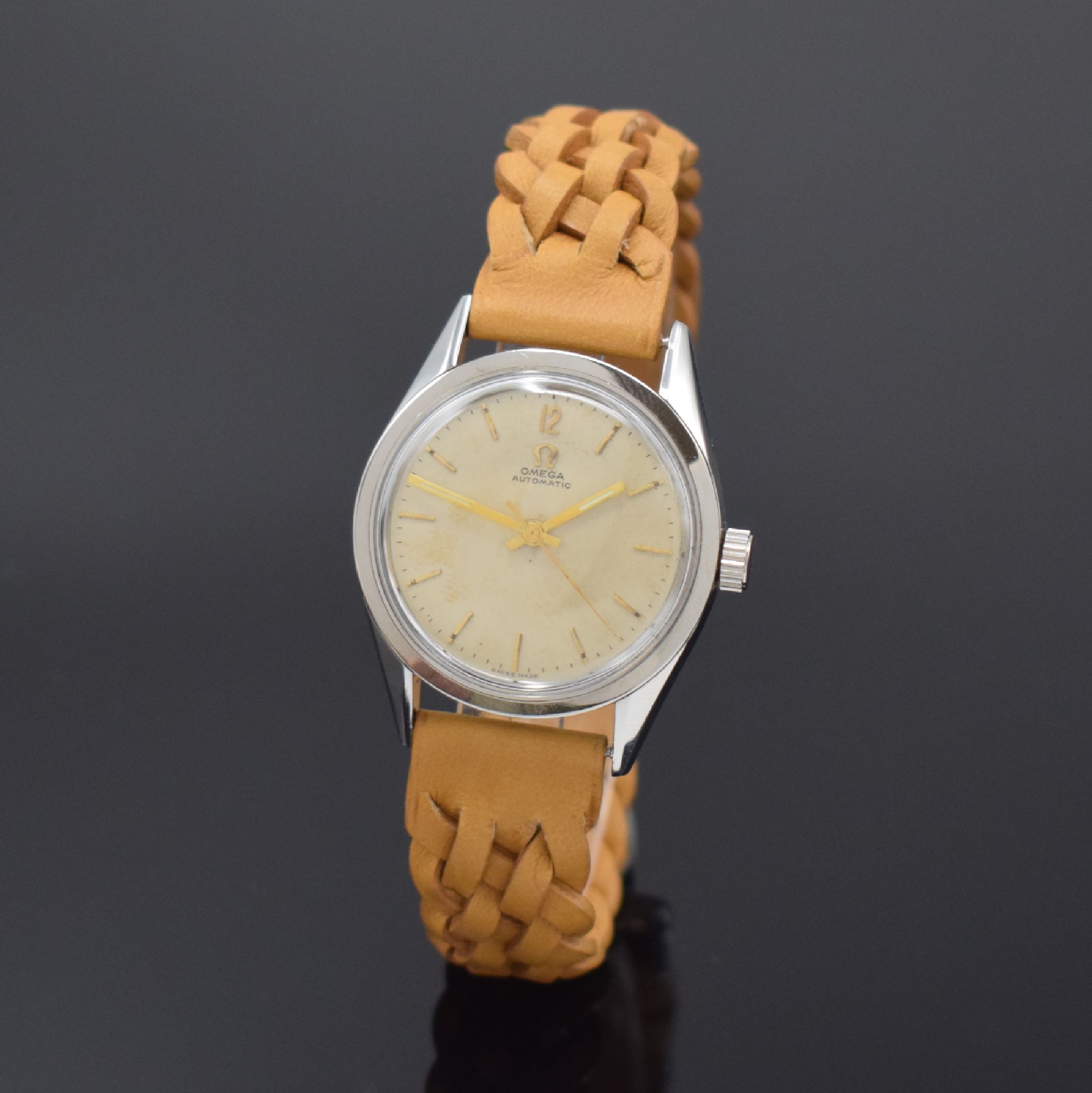 OMEGA Automatik Armbanduhr Referenz 2802 - 1SC, Schweiz um 1956, Edelstahlgeh., Boden und Glasrand aufgedr., silb. Zifferbl. m. aufgel. Std.-Zeichen ...