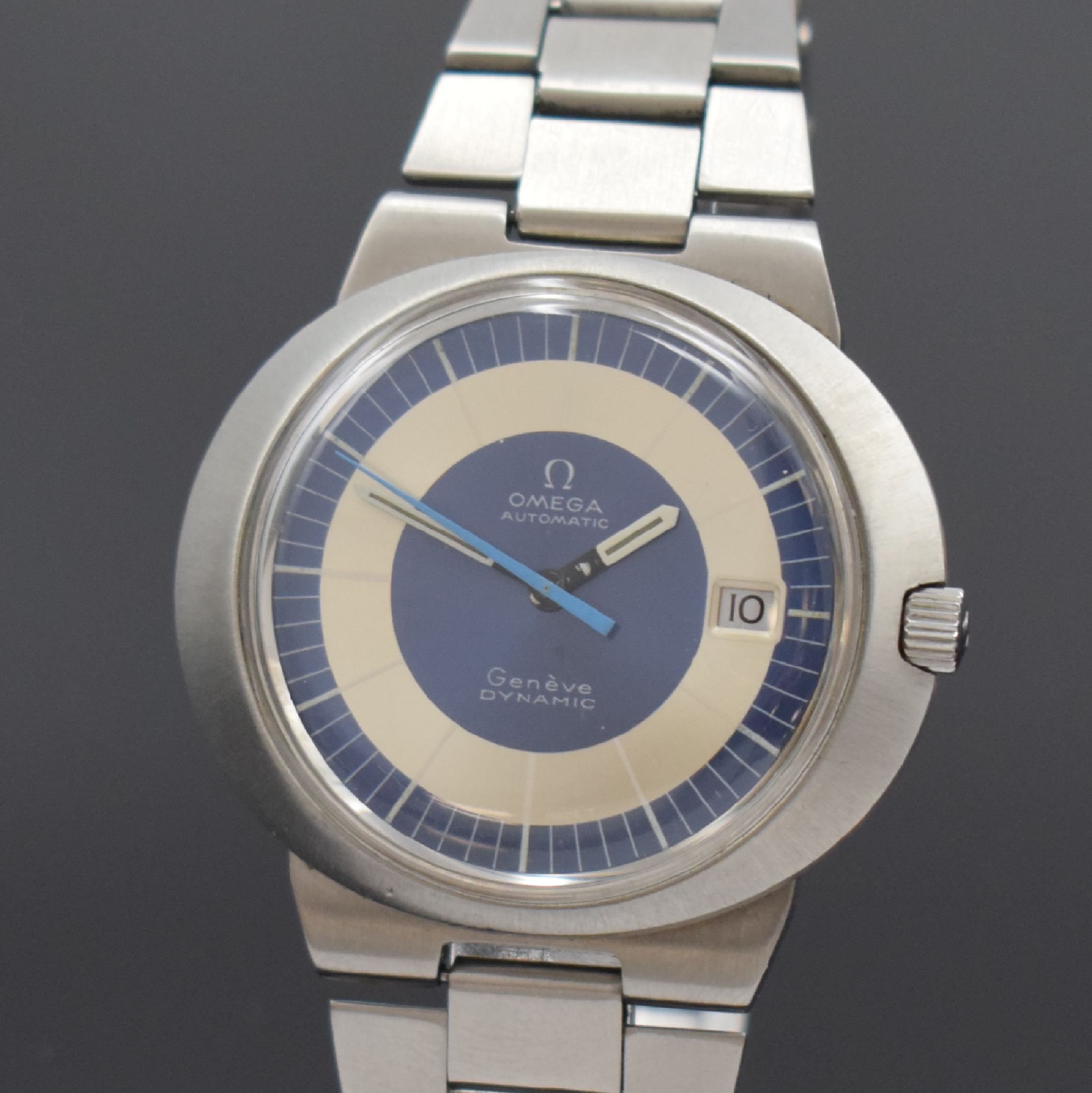 Detail a: OMEGA Geneve Dynamic Herrenarmbanduhr in Edelstahl, Schweiz um 1969, Automatik, Monocoque-Geh. inkl. Gliederband m. Faltschl., 2-farb. Zifferbl., ...