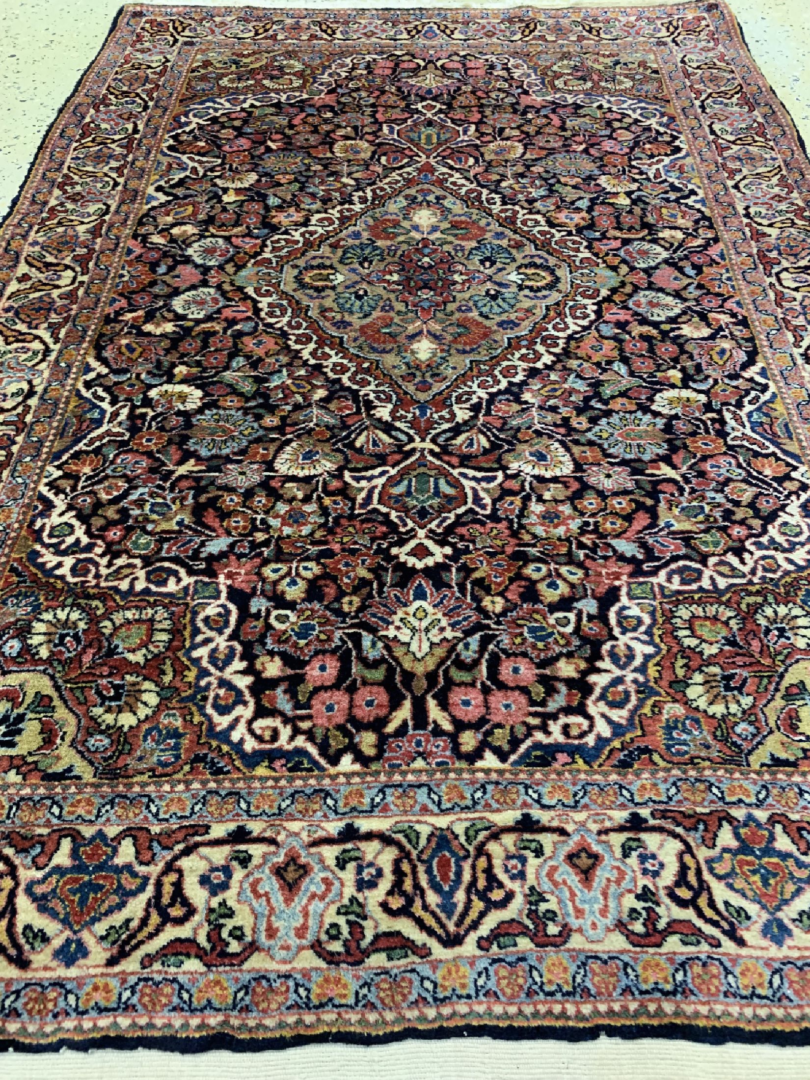 Detail d: Djosan alt, Persien, um 1950, Wolle auf Baumwolle, ca. 155 x 105 cm, EHZ: 2