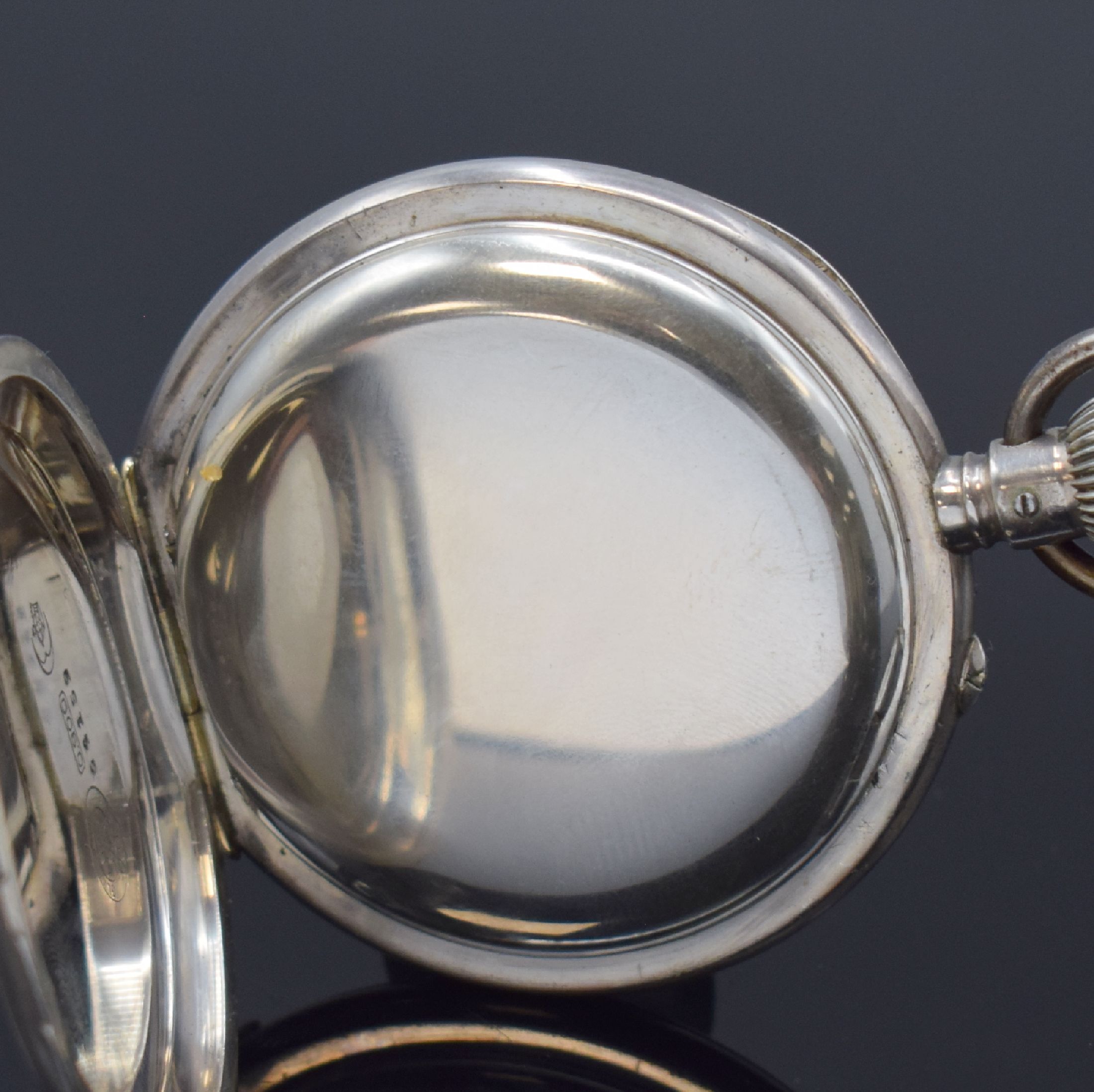 Detail c: A. LANGE & SÖHNE -DUF- Beobachtungsuhr in Silber, Deutschland um 1915, glattes Jürgens-Geh. m. Goldscharnieren l. dell., 2- teil. Emailzifferbl. m. ...
