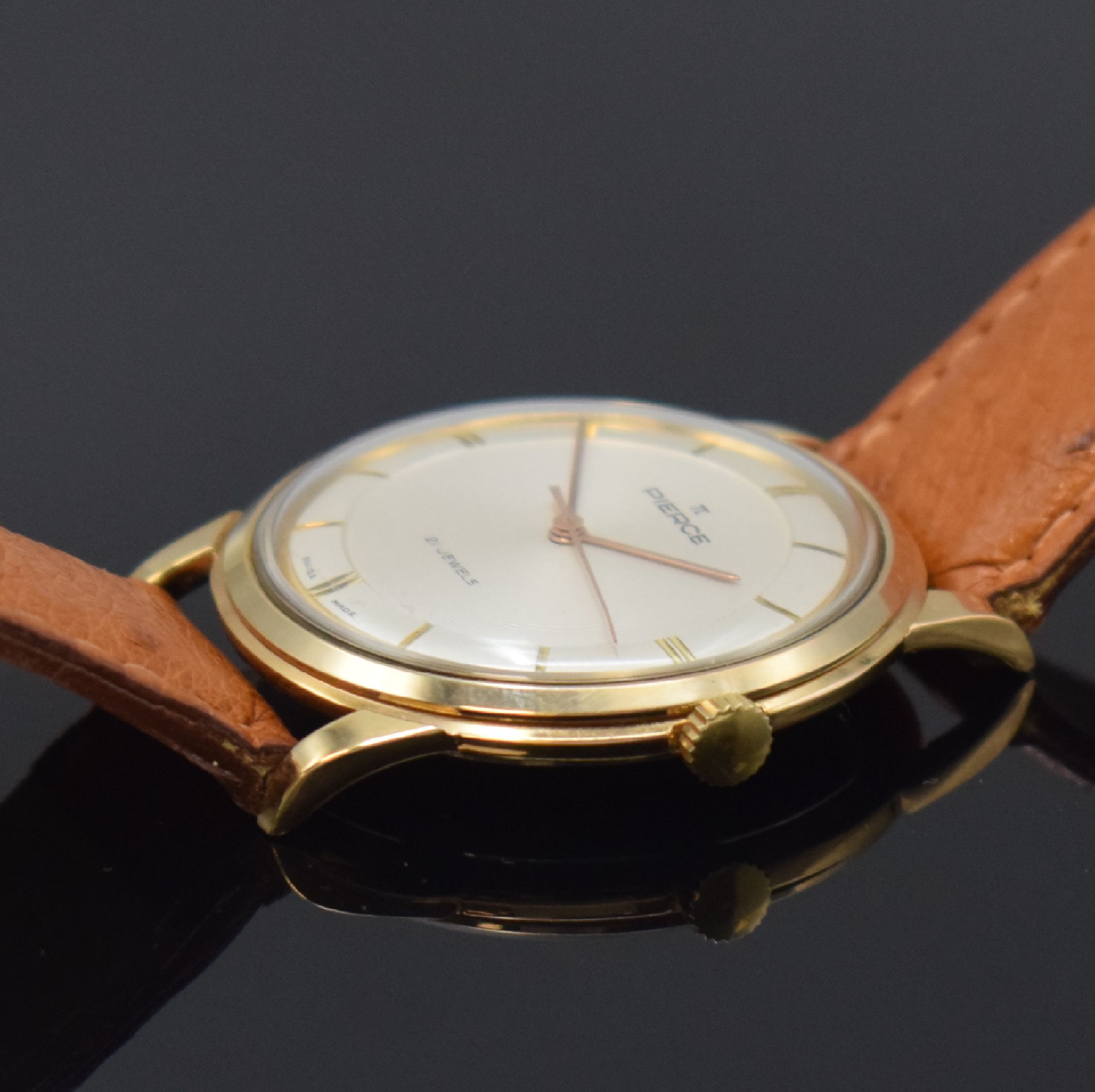 Detail b: PIERCE große, nahezu neuwertige Armbanduhr im Monobloc-Kompressor-Gehäuse, Schweiz um 1955, Handaufzug, flaches verg. Geh. m. Stahlboden, silb. ...