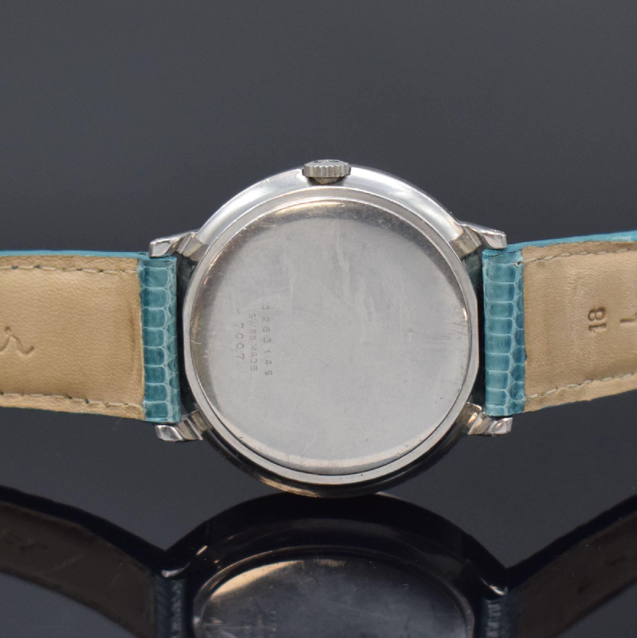 Detail c: MIDO Chronometer Electronic seltene Herrenarmbanduhr in Stahl Referenz 7007, Schweiz um 1965, electro-mechanisch, Monocoque-Geh., silb. Zifferbl., ...