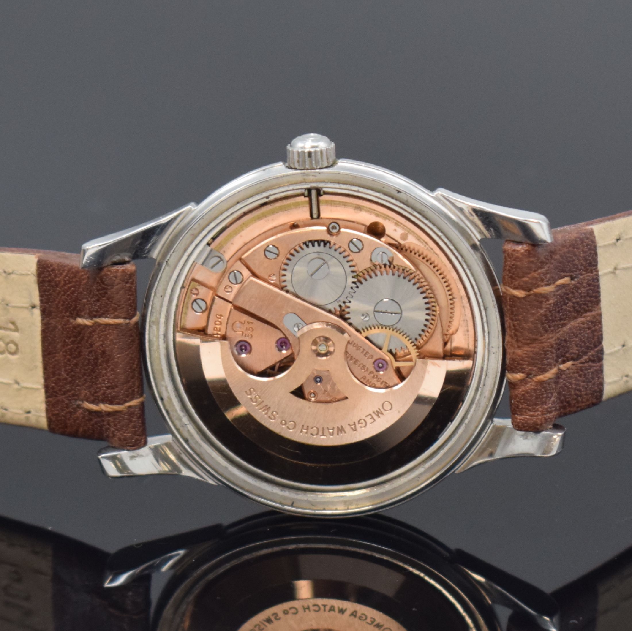 Detail d: OMEGA Constellation Armbandchronometer in Stahl Referenz 14381/11SC, Automatik, Schweiz um 1961, verschr. Boden m. zentraler Sternwarten-Goldplakette ...