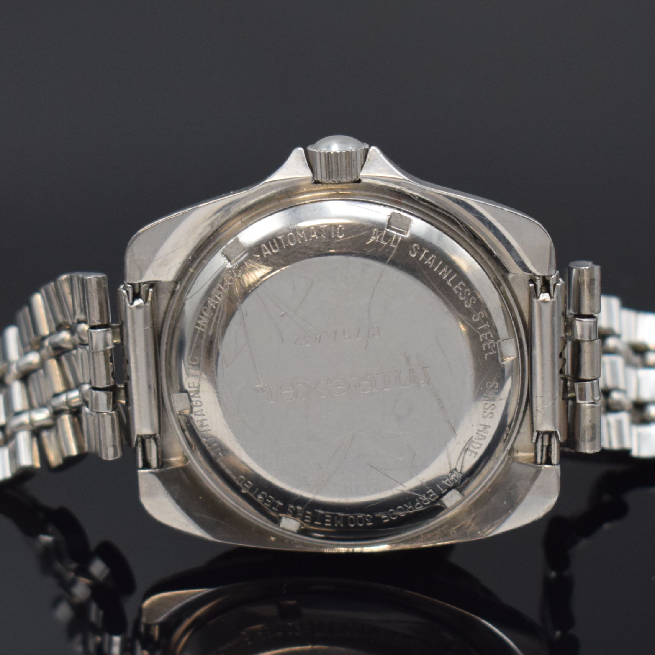 Detail c: MIREXAL Herren-Taucheruhr in Stahl, Automatik, Schweiz um 1970, Boden und Krone verschr., ab Herst. wasserd., beids. drehb. Stahl-Lünette mit 60er ...