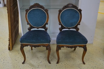 26709752b - Tisch und 4 Stühle, 1860/70