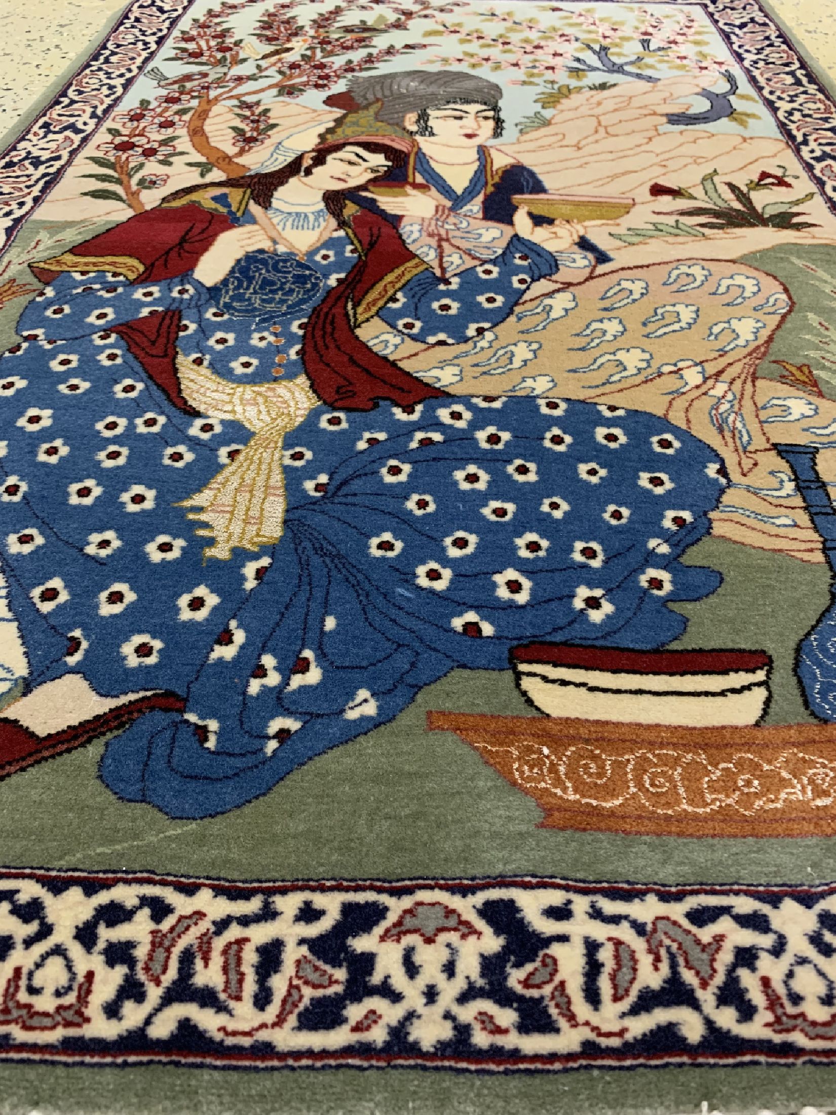 Detail c: Esfahan fein, Persien, ca. 50 Jahre, Korkwolle mit und auf Seide, ca. 106 x 69 cm, gereinigt, EHZ: 1-2