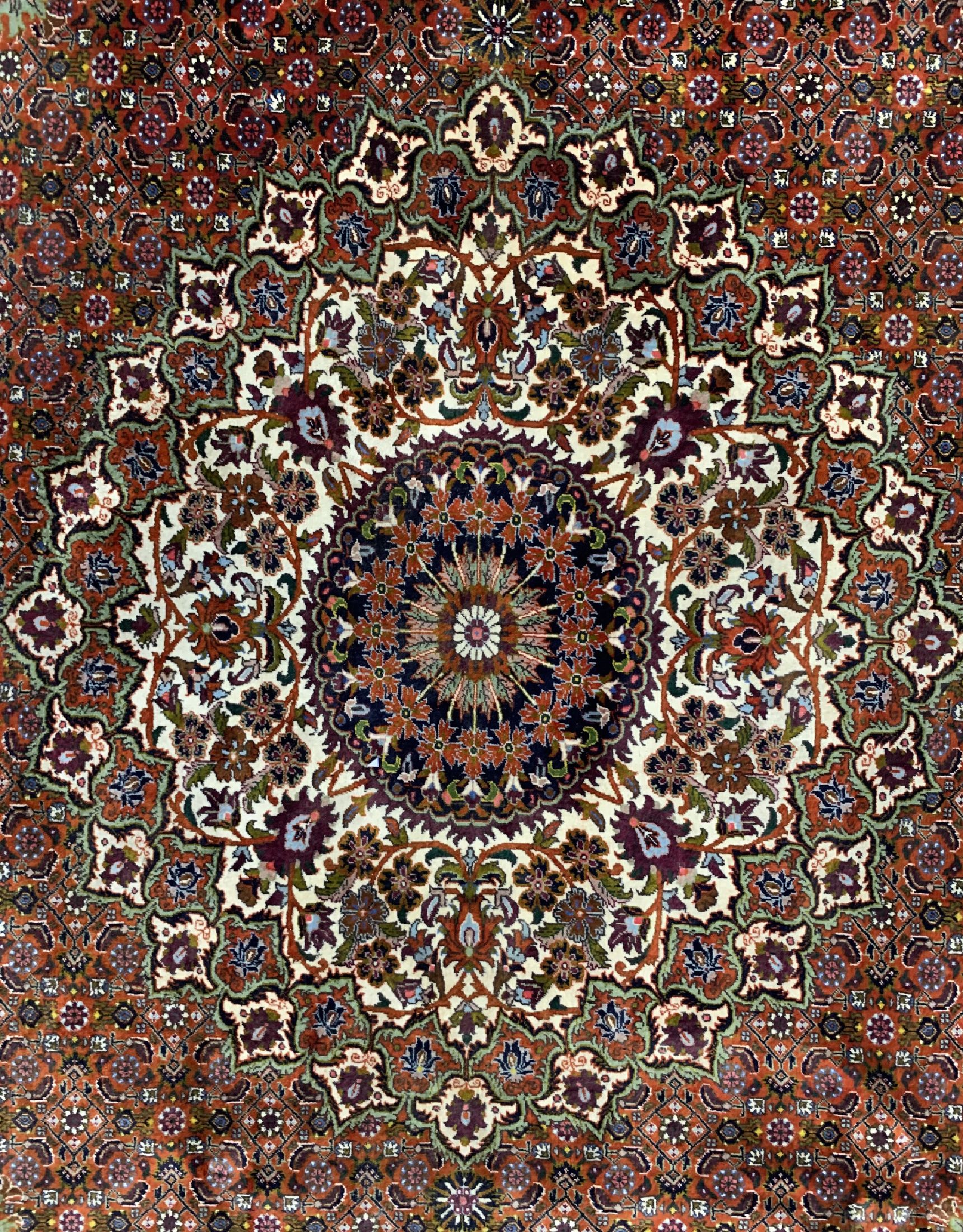 Detail b: Bidjar Kork fein, Persien, ca. 50 Jahre, Korkwolle auf Baumwolle, ca. 290 x 252 cm, EHZ: 2