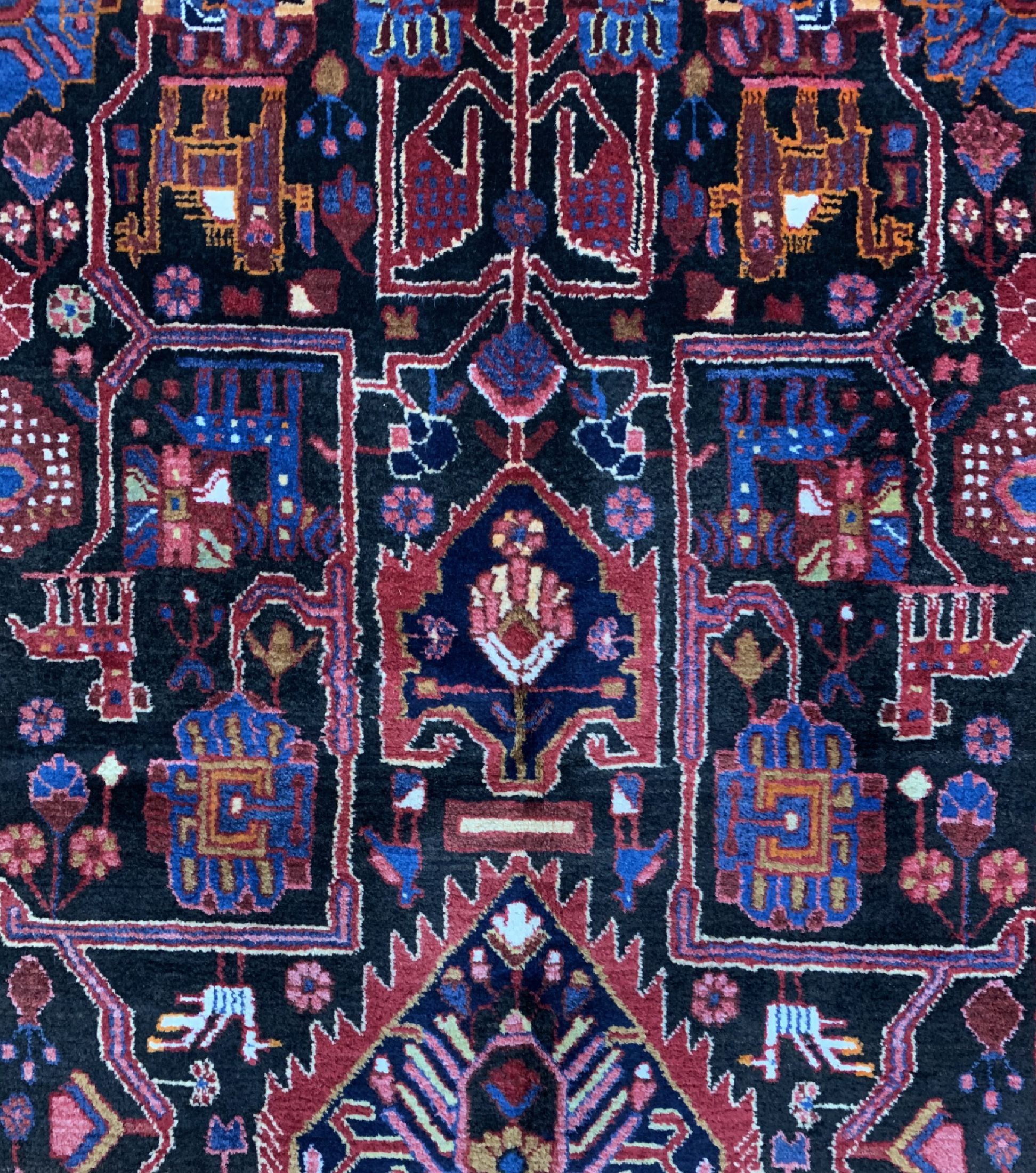 Detail c: Nahawand, Persien, ca. 50 Jahre, Wolle auf Baumwolle, ca. 325 x 163 cm, EHZ: 1-2