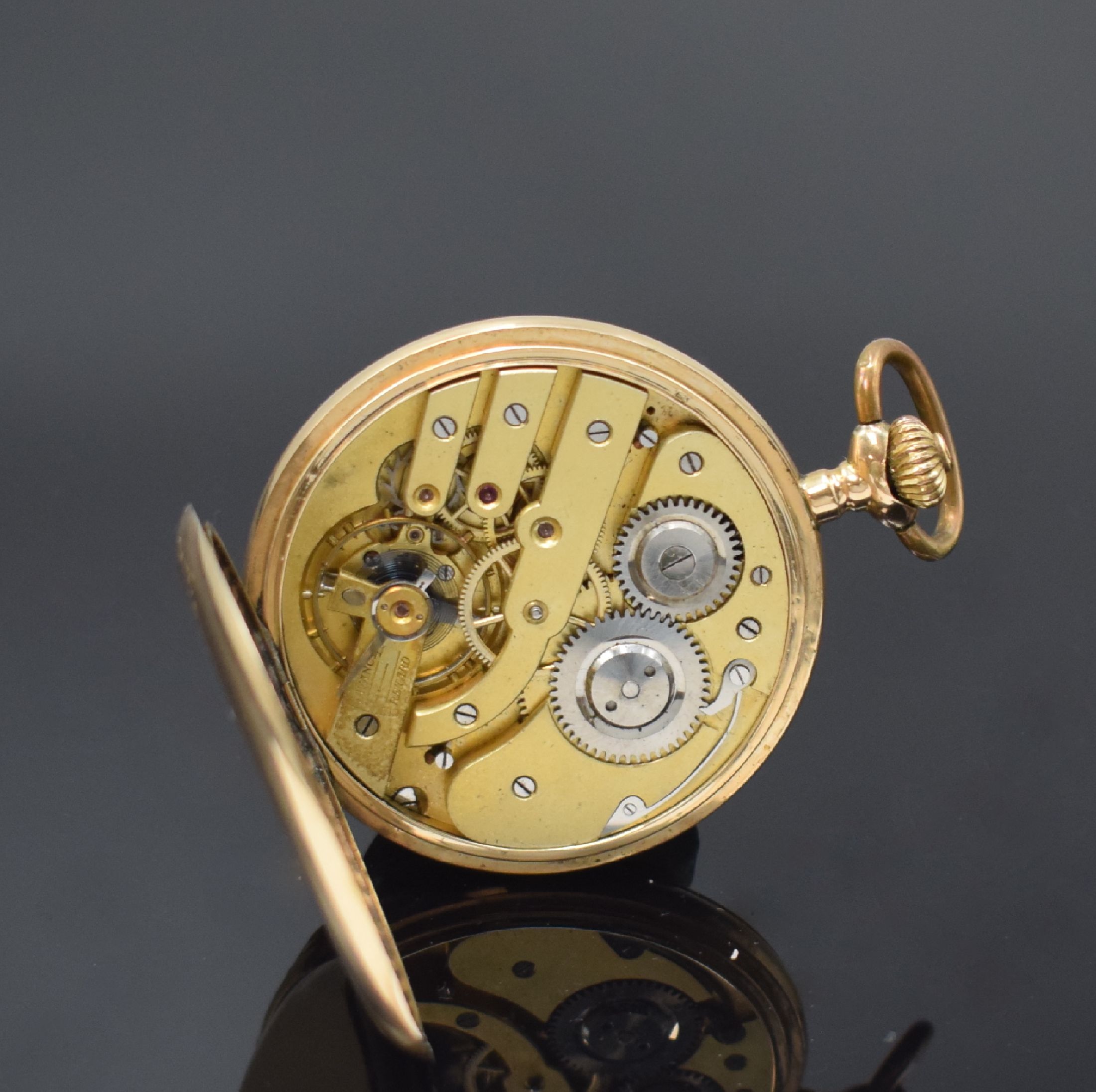 Detail g: Herrensavonette und Damentaschenuhr in GG 585/000, Schweiz um 1900/1920, 1) Herren- Savonette, guill. 2-Deckel Goldgeh. berieb., vers. Zifferbl., ...