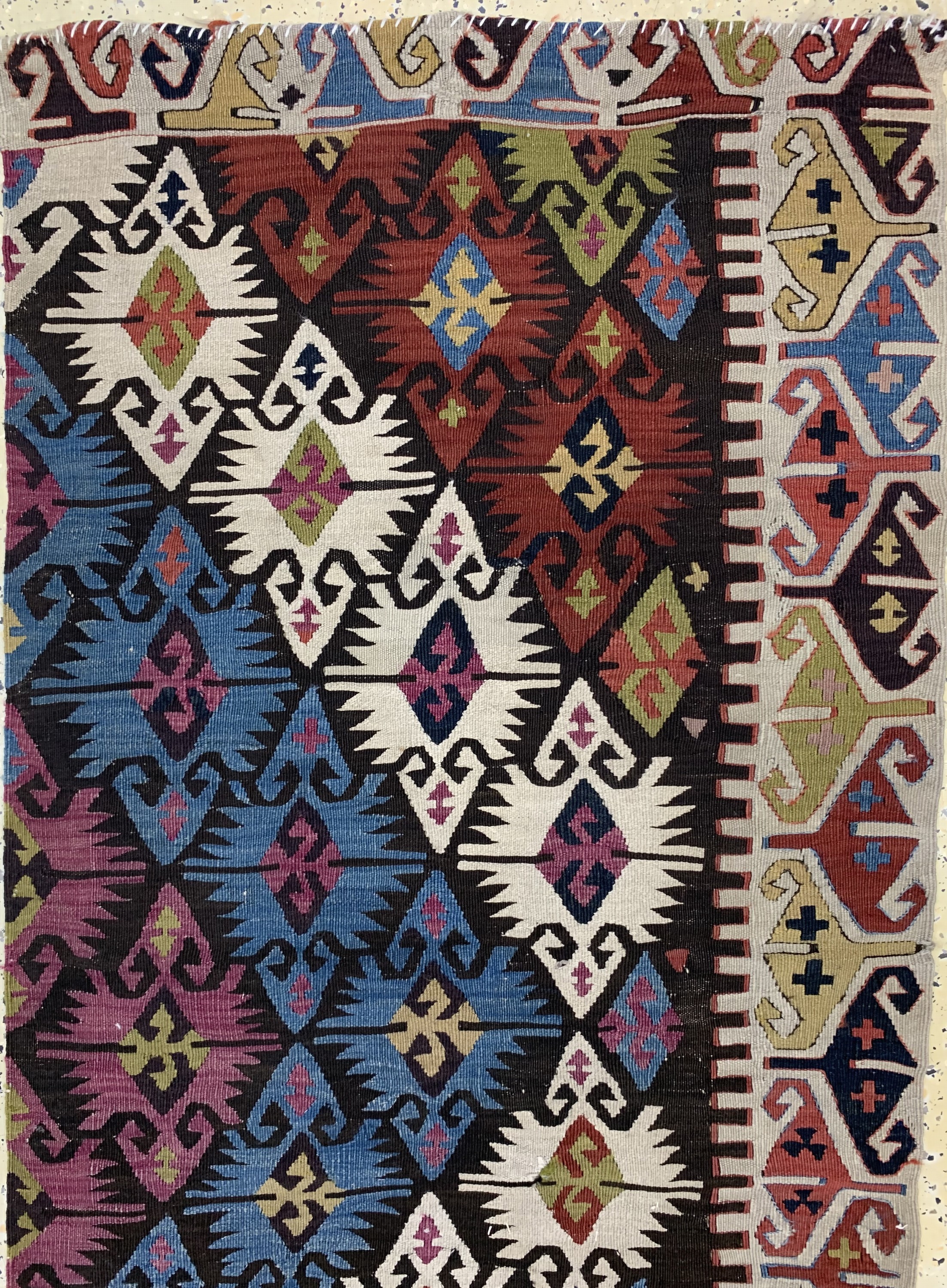 Detail a: Anatol Kelim antik, Türkei, 19.Jhd, Wolle auf Wolle, ca. 463 x 44 cm, EHZ: 3
