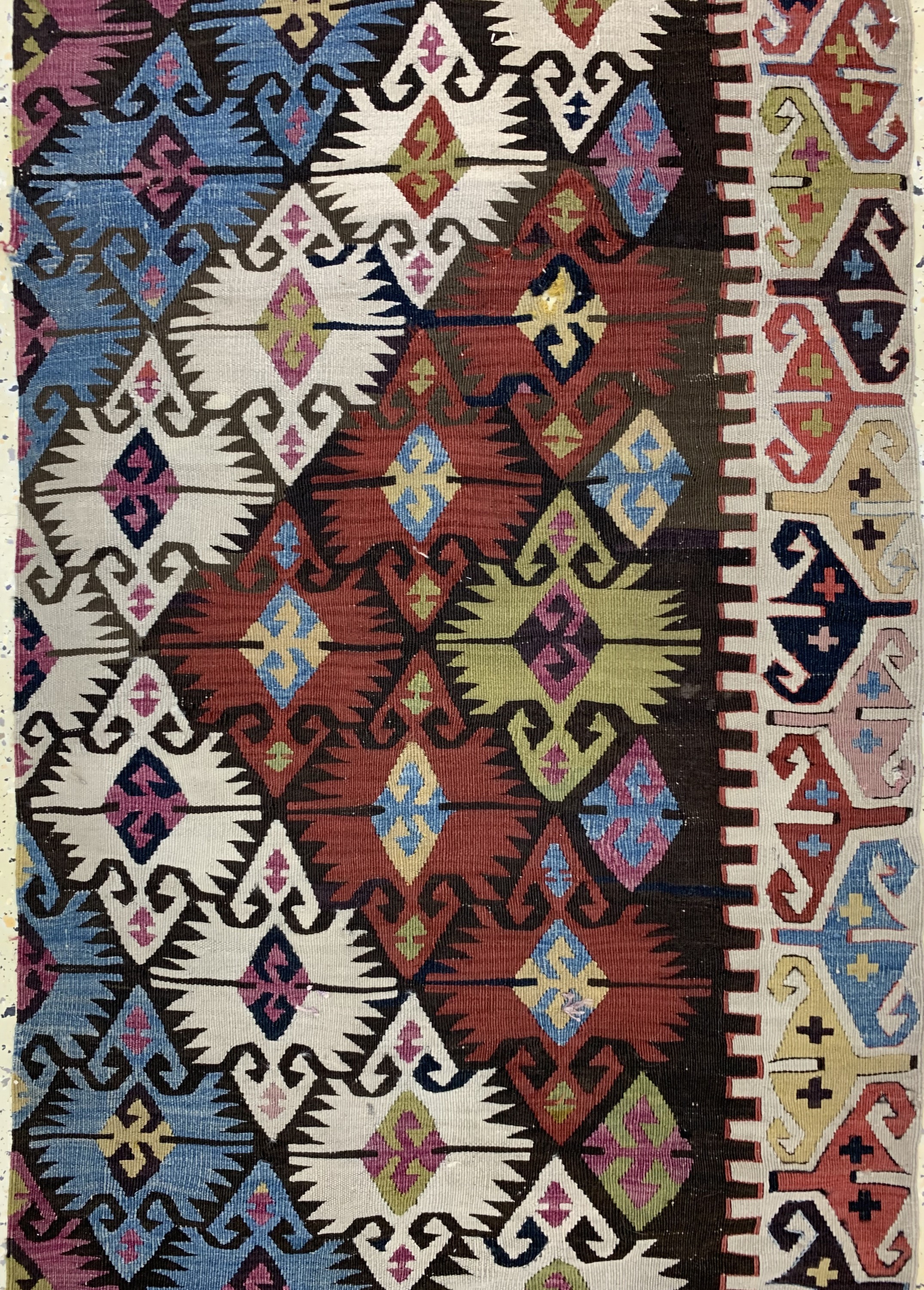 Detail b: Anatol Kelim antik, Türkei, 19.Jhd, Wolle auf Wolle, ca. 463 x 44 cm, EHZ: 3