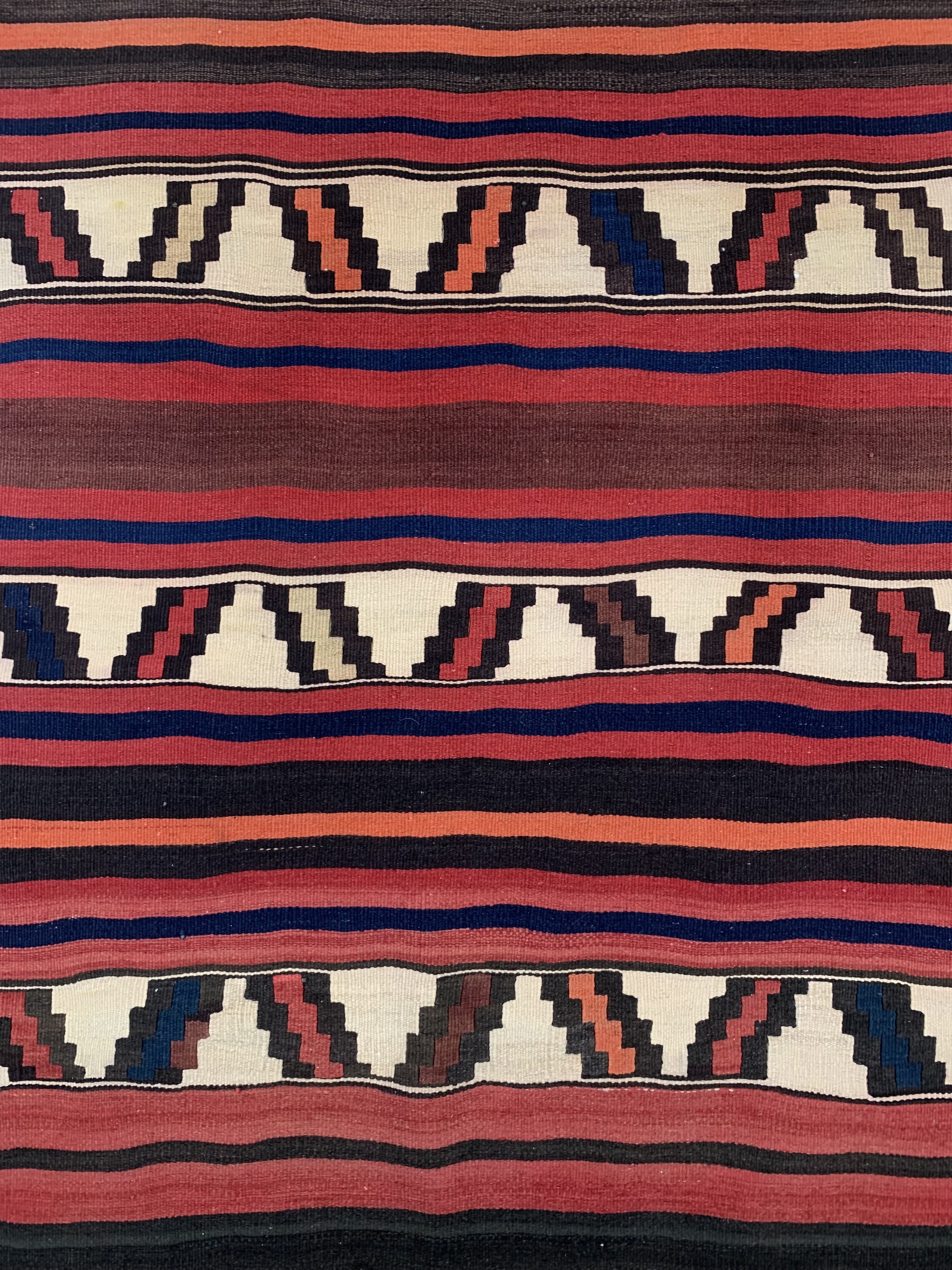 Detail a: 2 Lots Djajim, Persien, um 1930, Wolle auf Wolle, ca. 124 x 116 cm, EHZ: 2
