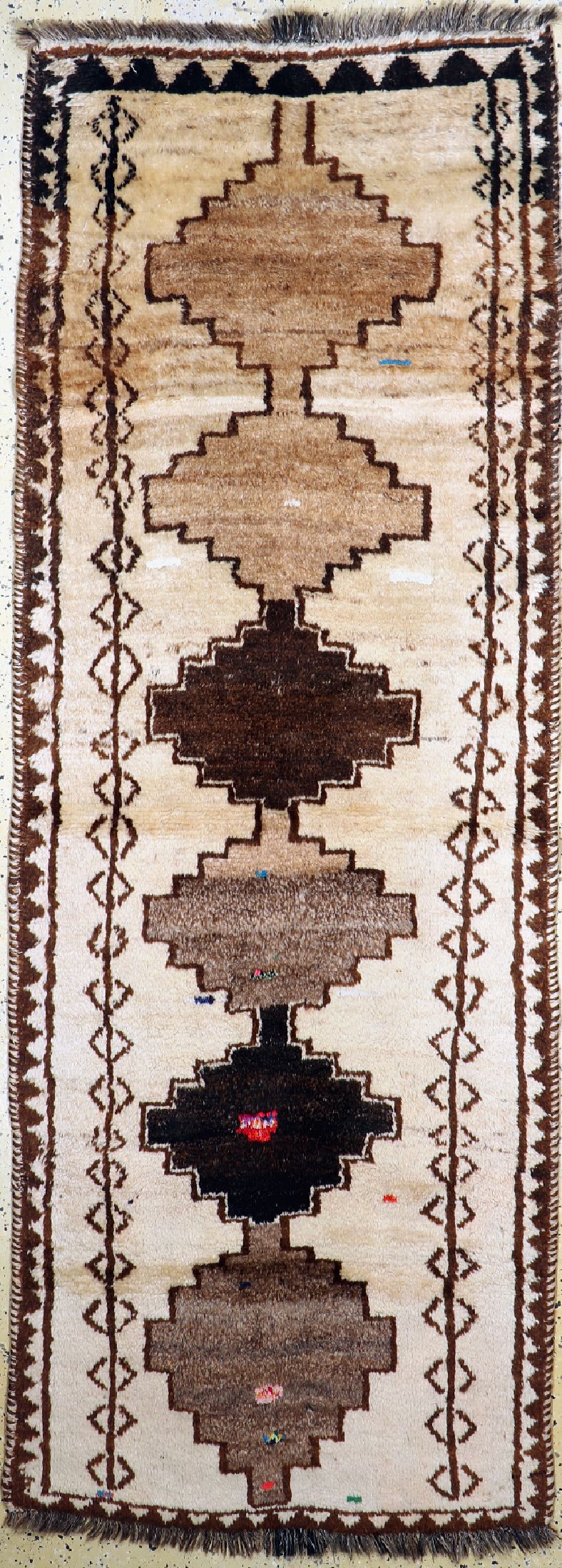 Luri Gabbeh, Persien, um 1930, Wolle auf Wolle, ca. 262 x 97 cm, EHZ: 2