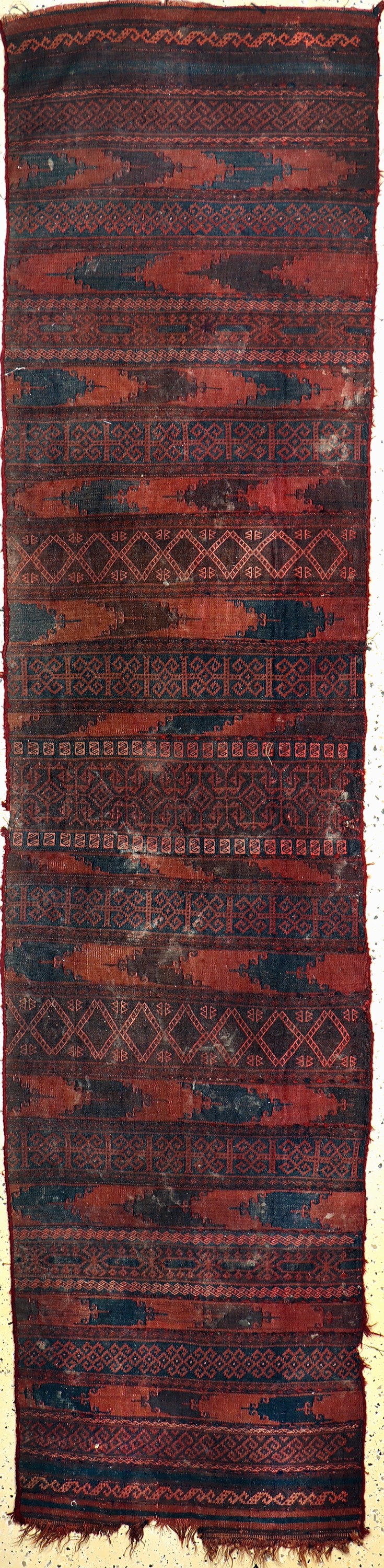 Belutsch Kelim antik, Persien, 19.Jhd, Wolle auf Wolle, ca. 300 x 73 cm, EHZ: 3(fleckig)