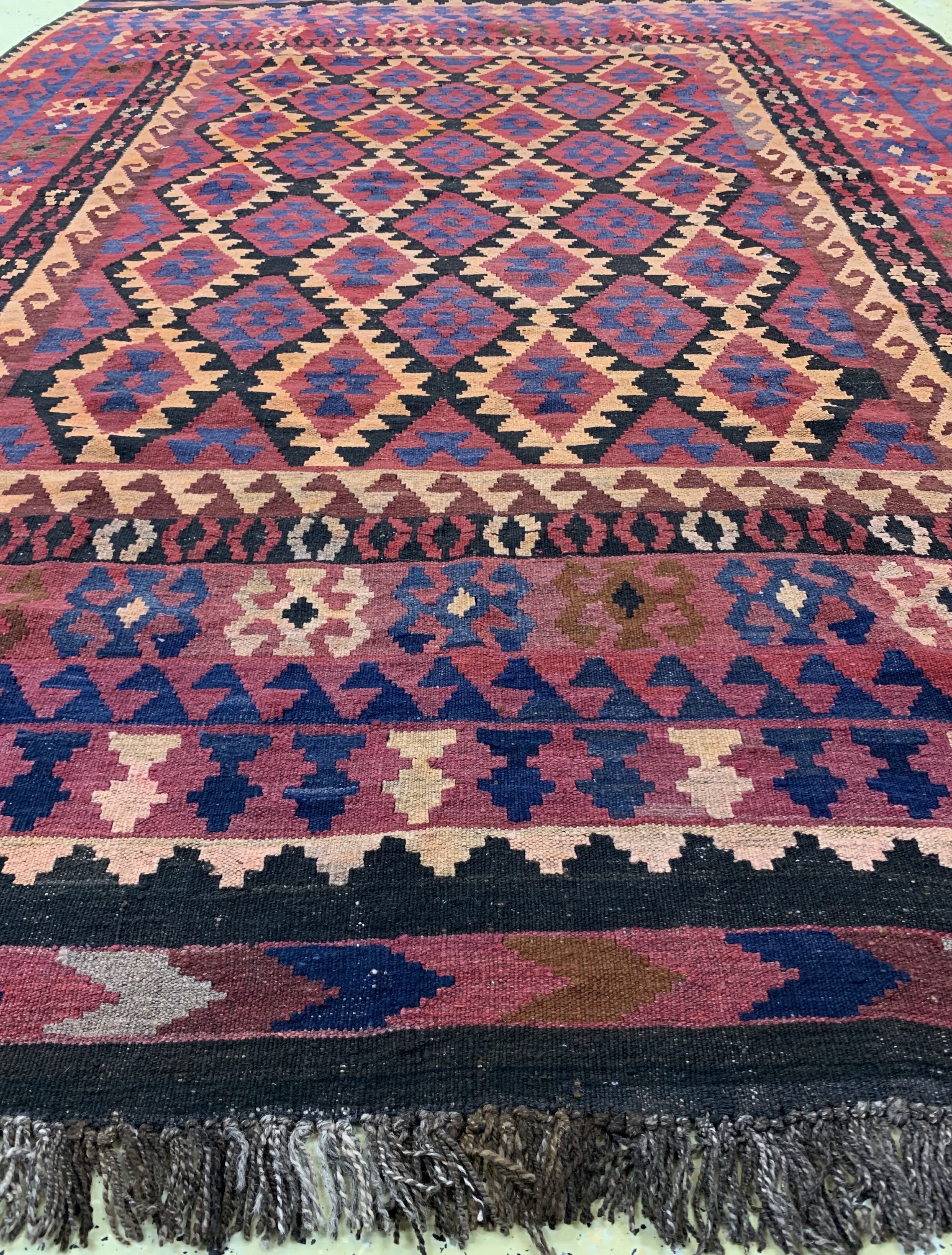 Detail c: Uzbek Kelim, Uzbekistan, ca. 50 Jahre, Wolle auf Wolle, ca. 293 x 205 cm, EHZ: 1-2
