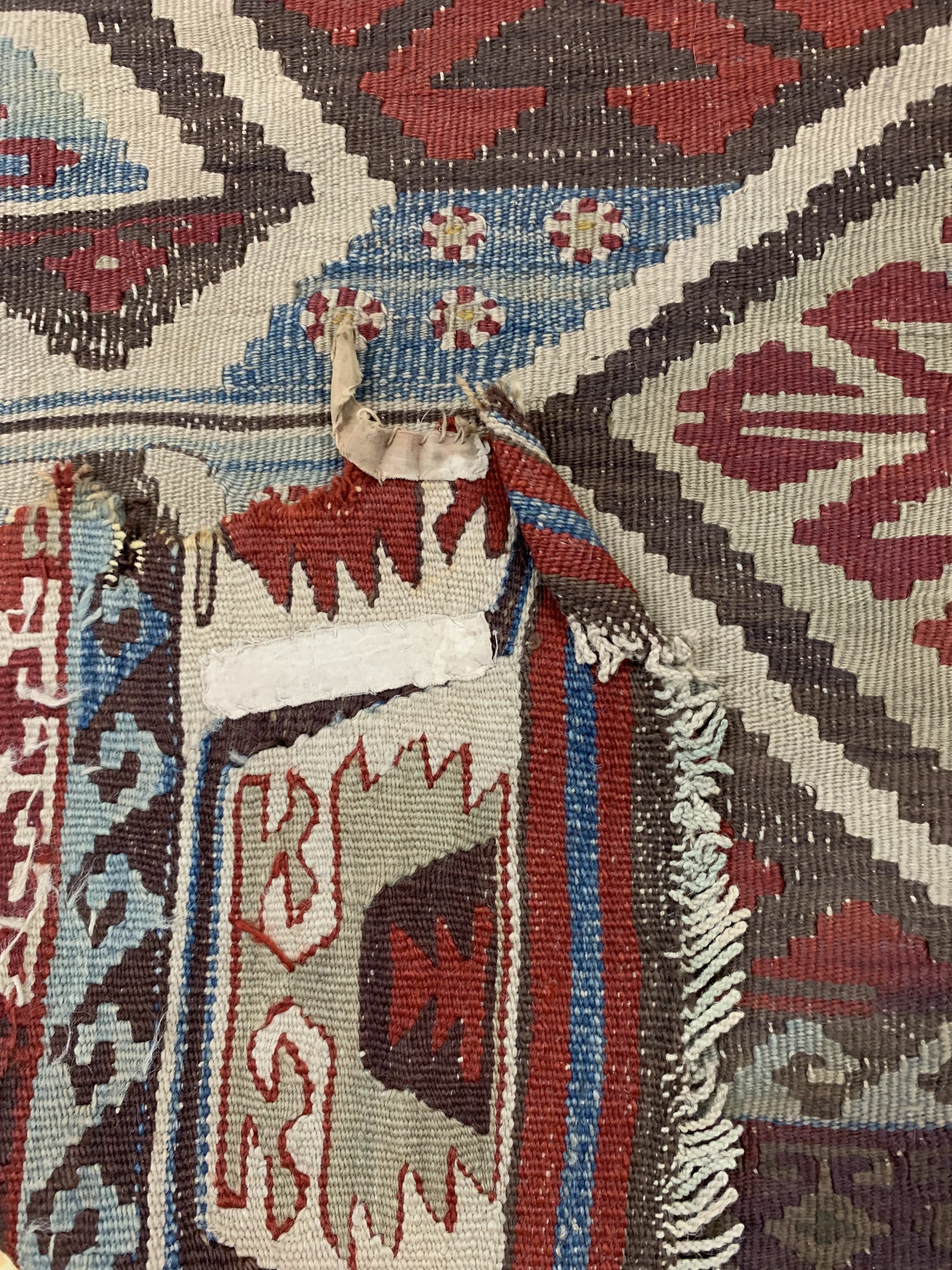 Detail e: Anatol Kelim antik, Türkei, 19.Jhd, Wolle auf Wolle, ca. 385 x 85 cm, EHZ: 4