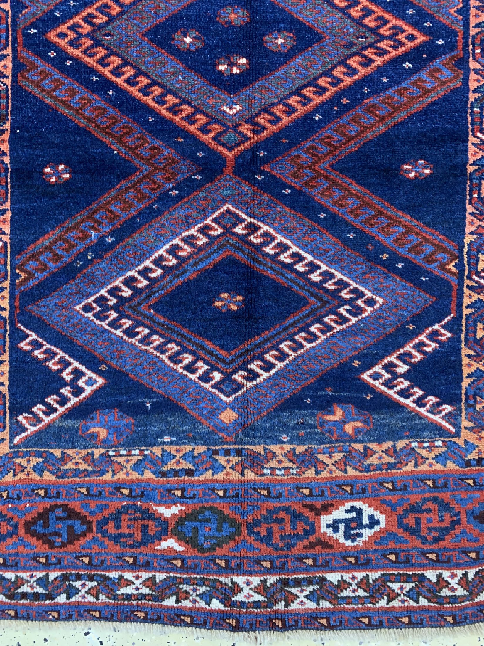Detail b: Antiker Lori, Persien, 19.Jhd, Wolle auf Wolle, ca. 290 x 150 cm, EHZ: 2-3