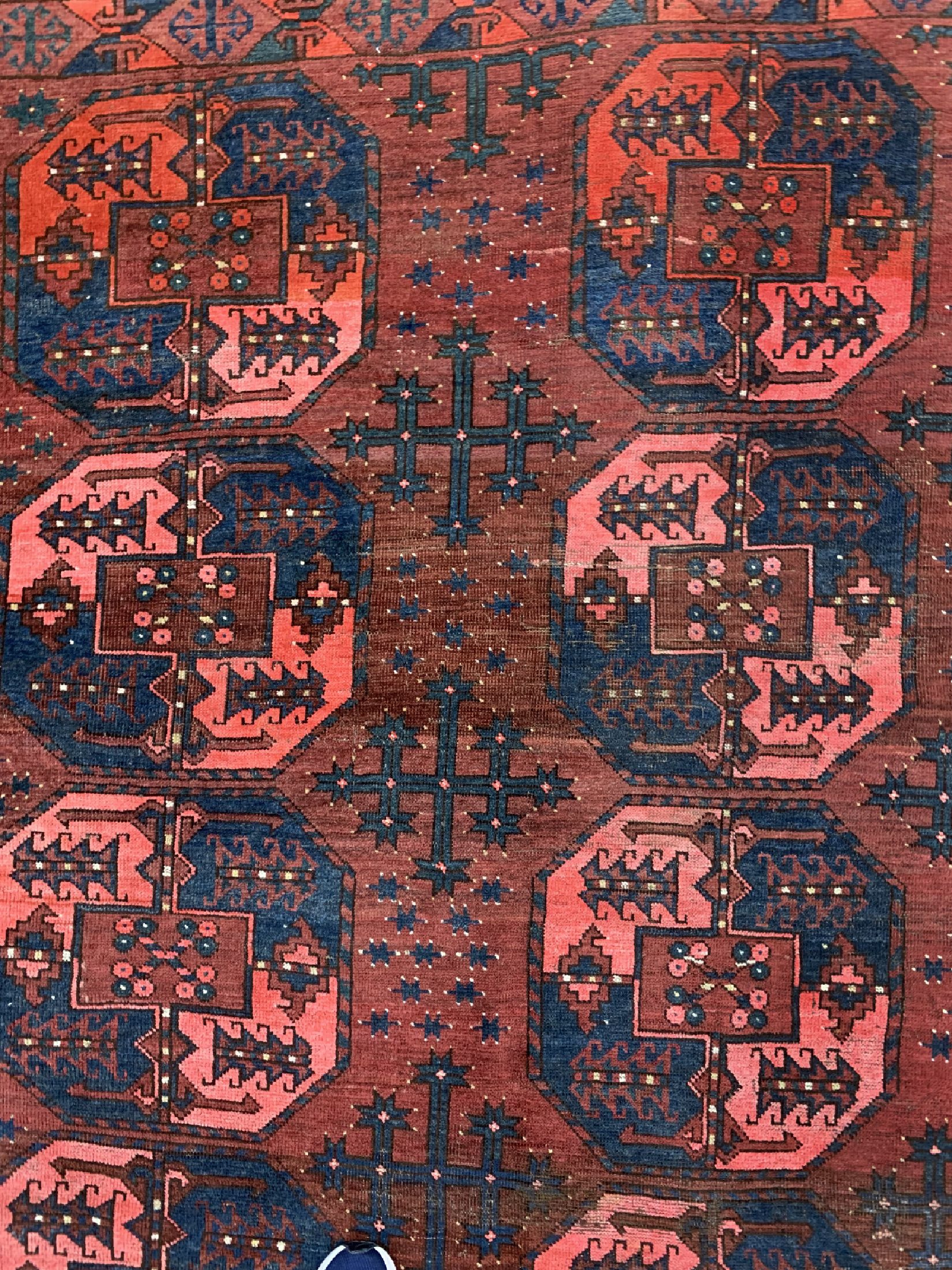 Detail d: Ersari Hauptteppich antik, Afghanistan, 19.Jhd, Wolle auf Wolle, ca. 340 x 244 cm, EHZ: 3