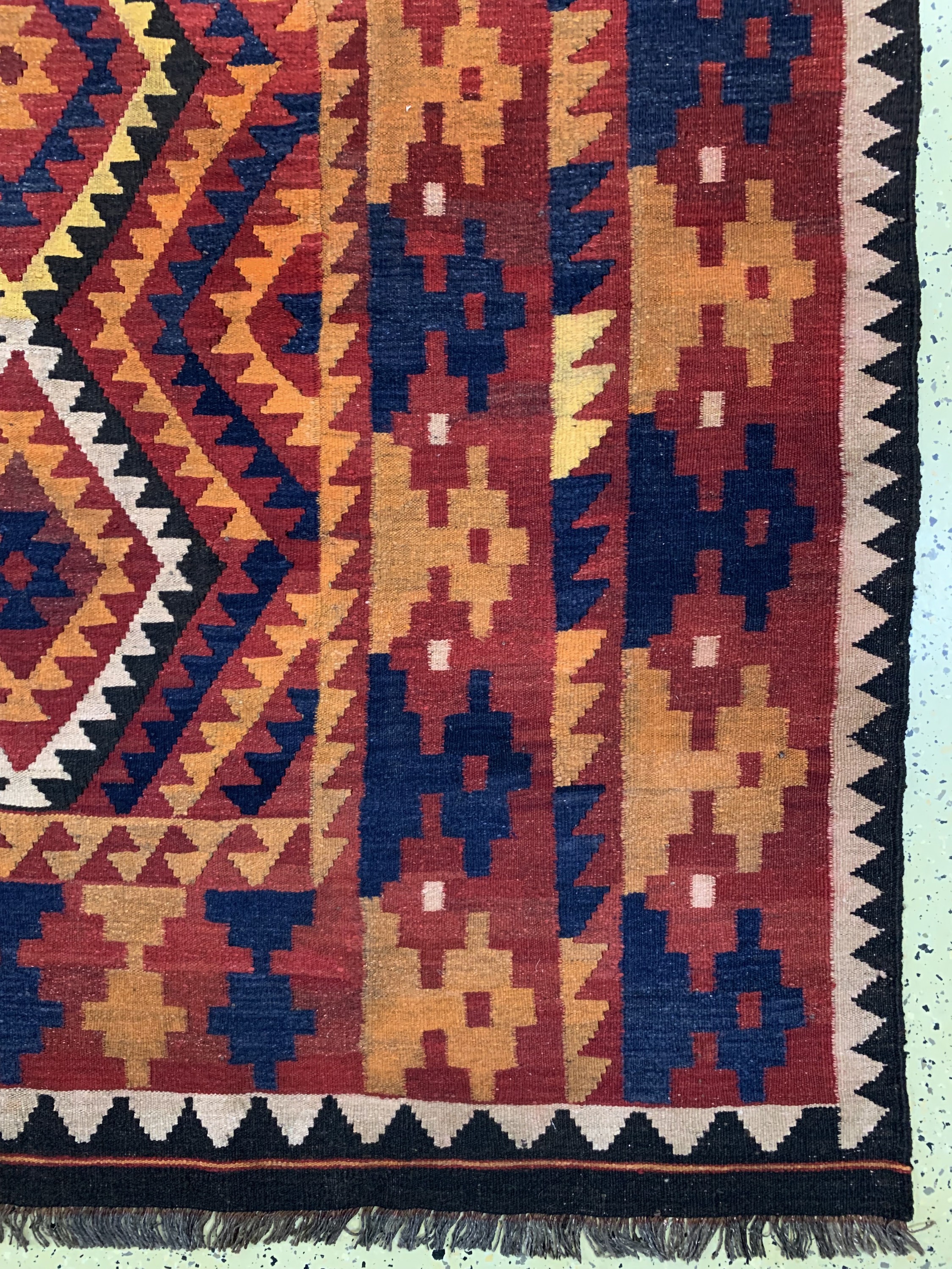 Detail a: Uzbek Kelim, Uzbekistan, um 1950, Wolle aufWolle, ca. 370 x 286 cm, EHZ: 1-2