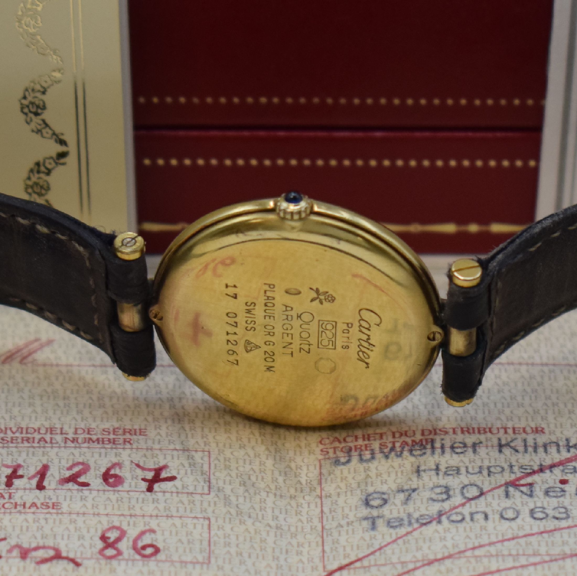 Detail d: CARTIER Vendome Damenarmbanduhr in Vermail, Schweiz lt. orig. Papier verkauft 1986, quartz, 2-fach verschr. Geh. in vergoldetem Sterling-Silber, ...