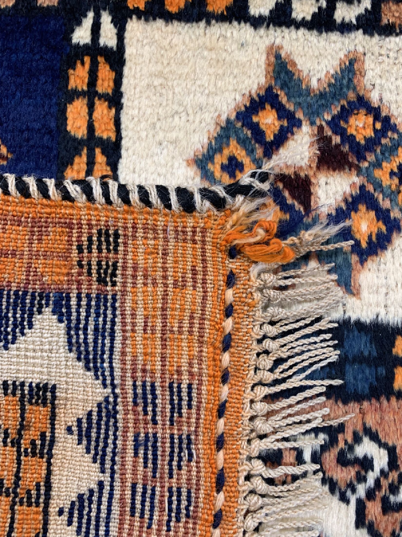 Detail d: Ghaschgai Gabbeh, Persien, um 1950, Wolle auf Wolle, ca. 225 x 145 cm, EHZ: 2