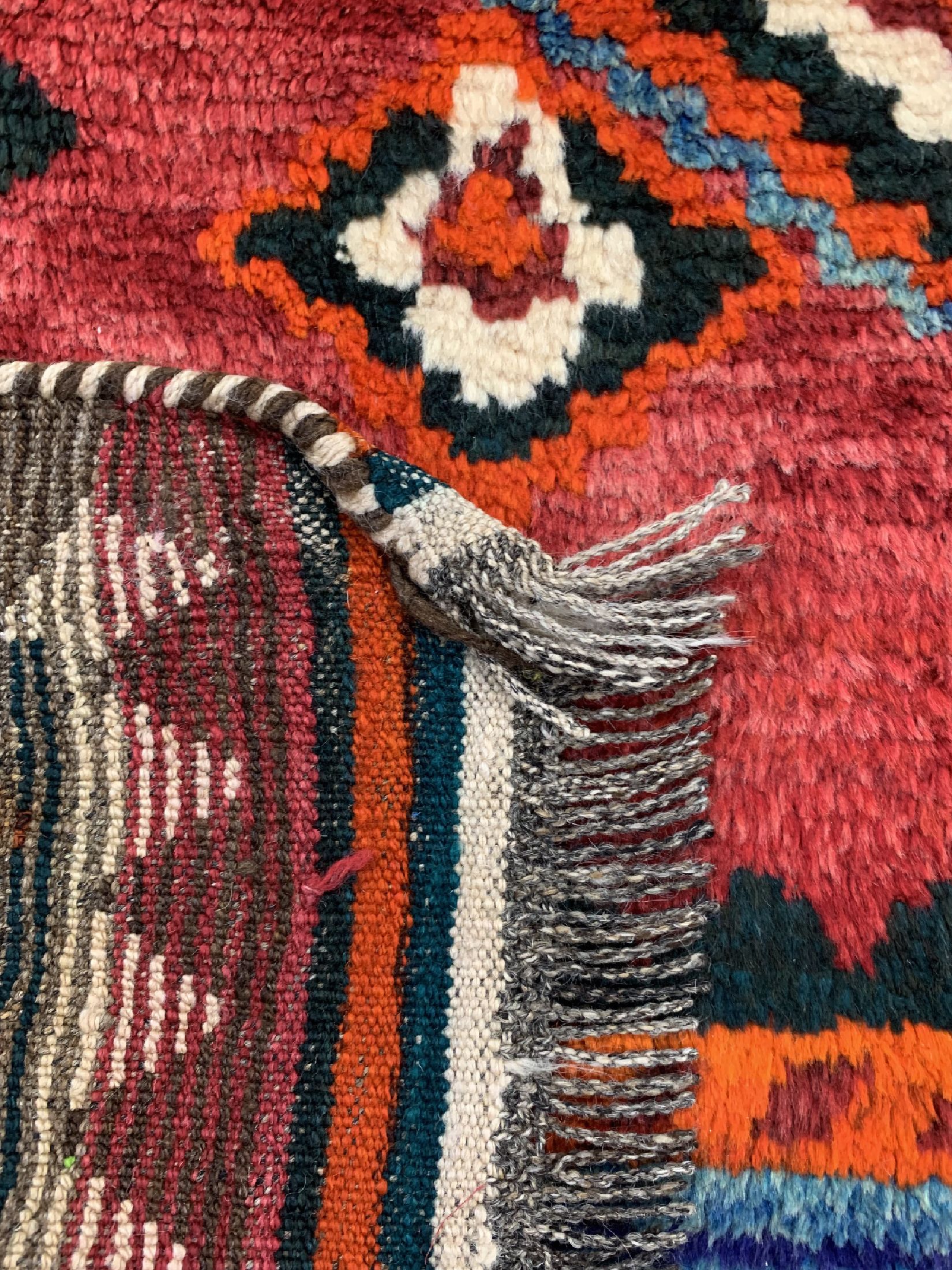 Detail d: Luri Gabbeh, Persien, um 1950, Wolle auf Wolle, ca. 260 x 145 cm, EHZ: 2