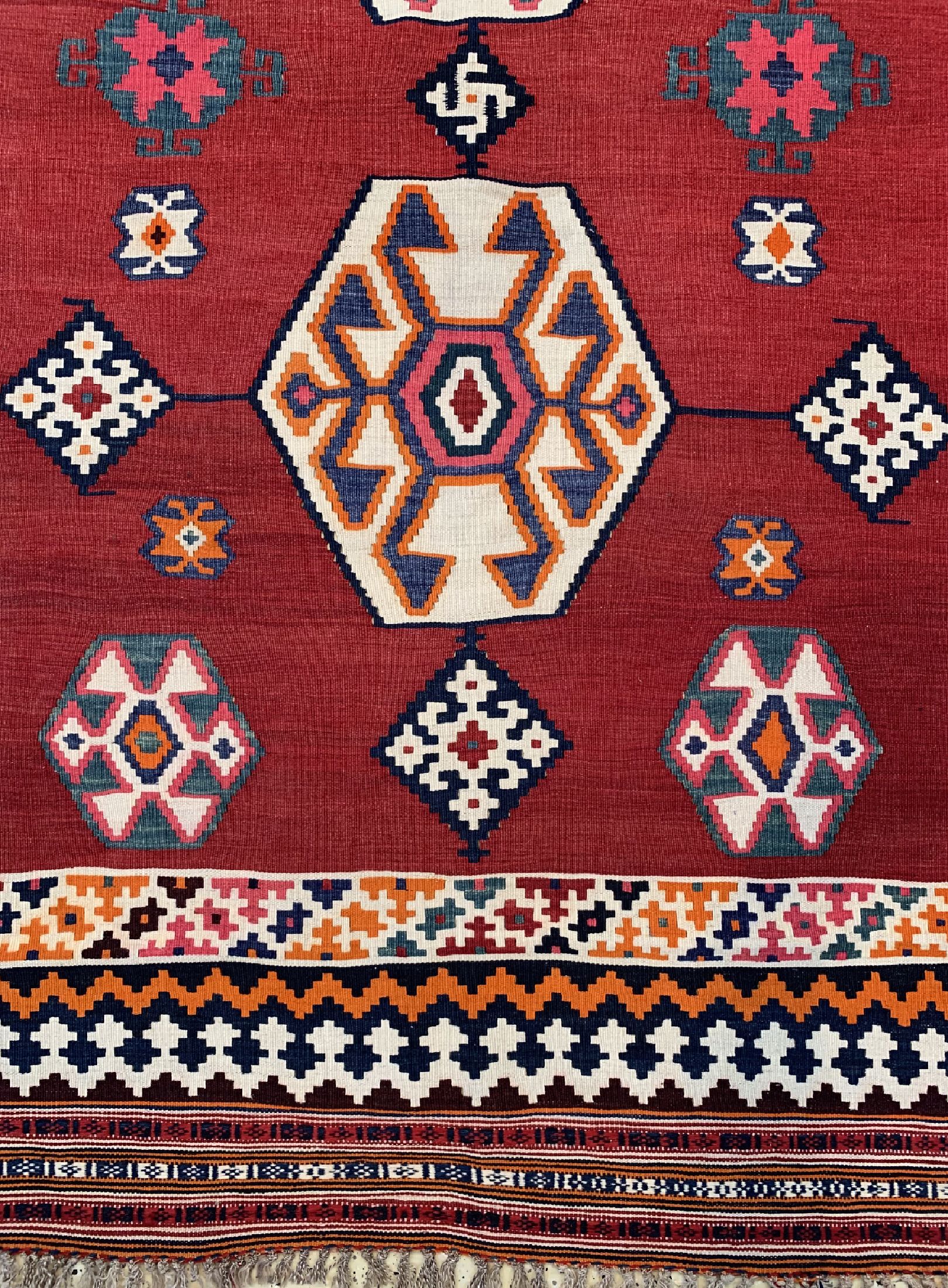 Detail b: Ghaschgai Kelim, Persien, um 1950, Wolle auf Wolle, ca. 287 x 151 cm, EHZ: 1-2