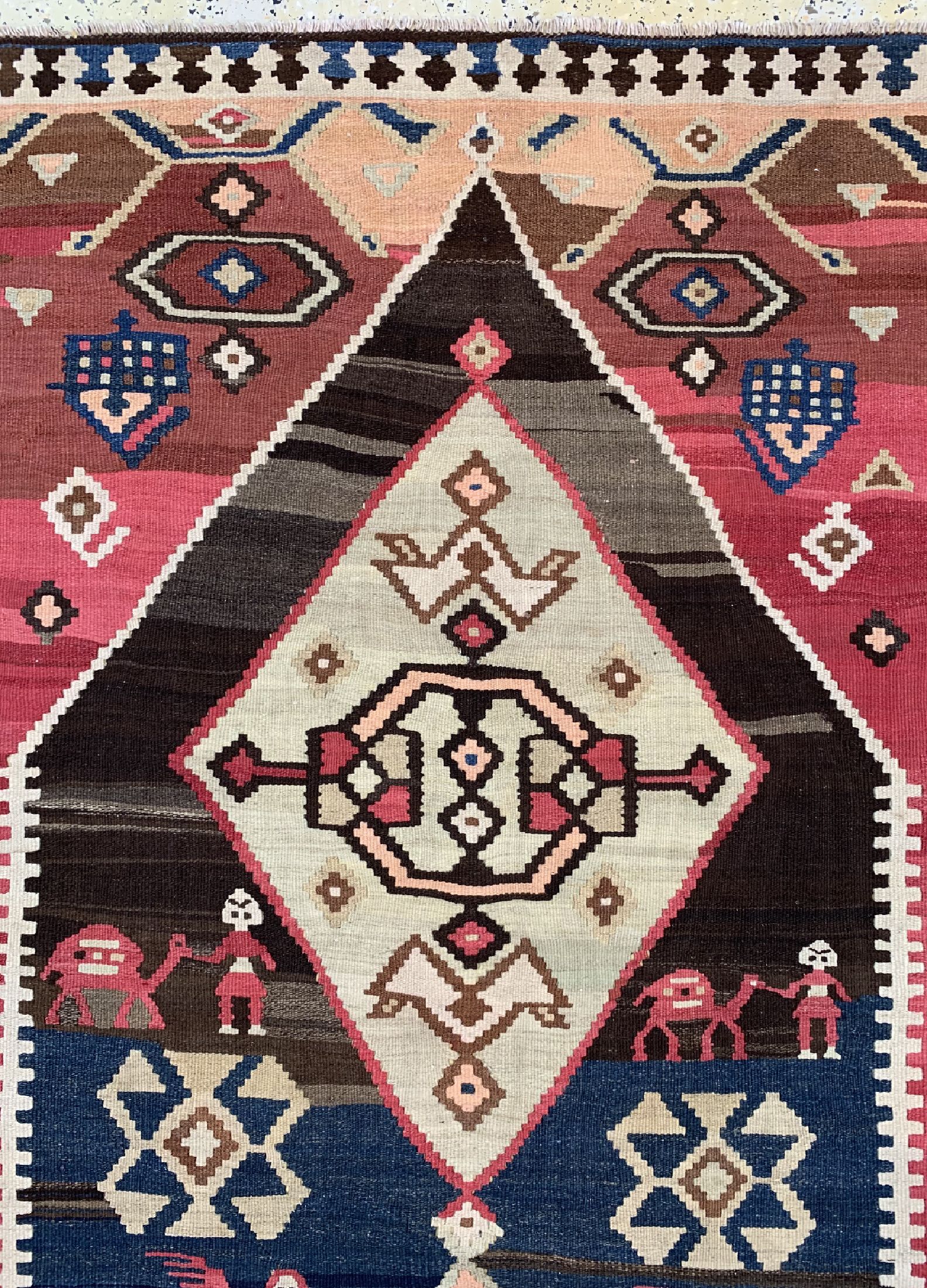 Detail d: Azeri Kelim, Azerdaijan, um 1940, Wolle aufBaumwolle, ca. 296 x 130 cm, EHZ: 1-2